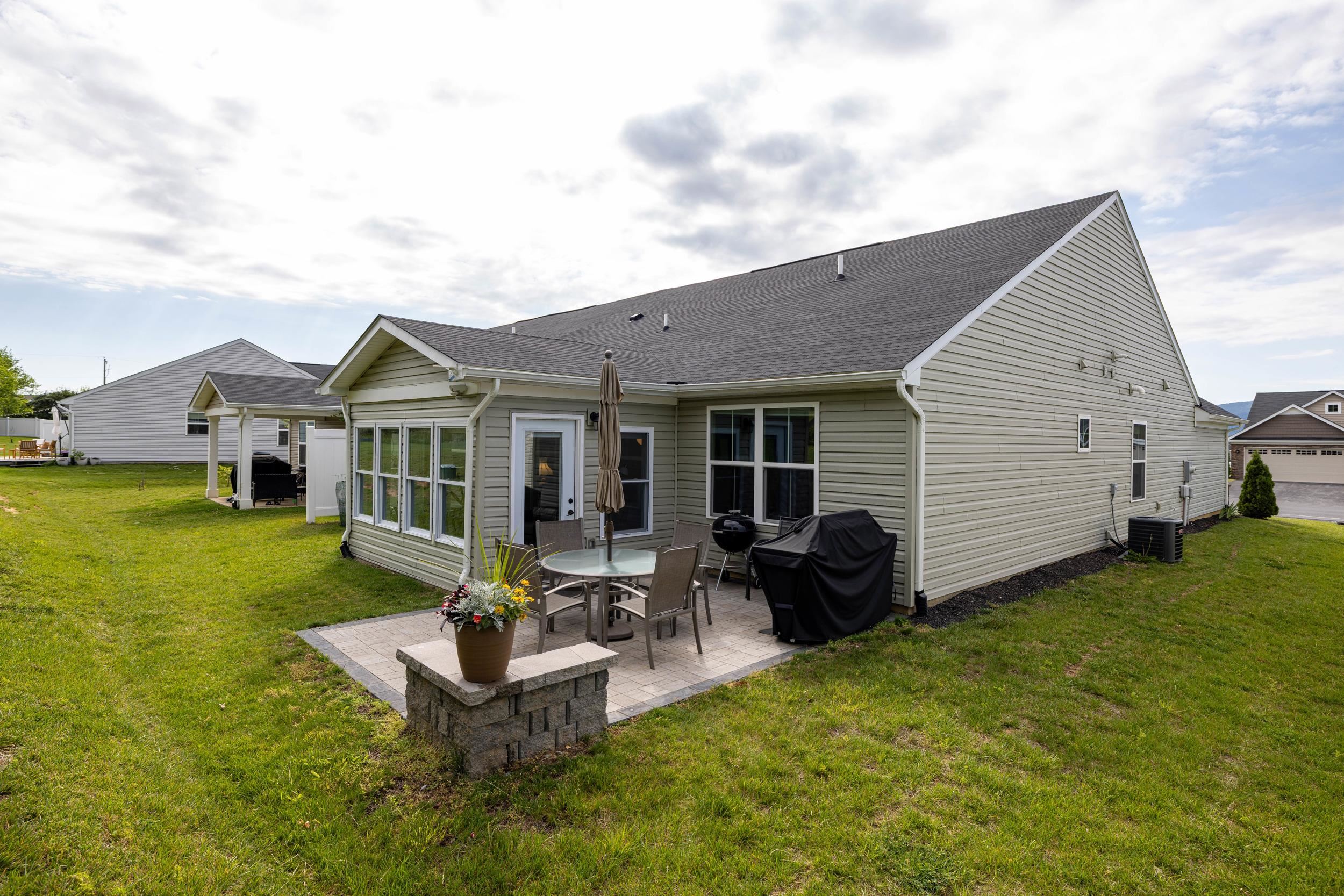 81 SOUTH PEAK DR, MCGAHEYSVILLE, Virginia 22840, 3 Bedrooms Bedrooms, ,2 BathroomsBathrooms,Residential,81 SOUTH PEAK DR,678069 MLS # 678069 81 SOUTH PEAK DR, MCGAHEYSVILLE, Virginia 22840, 3 Bedrooms Bedrooms, ,2 BathroomsBathrooms,Residential,81 SOUTH PEAK DR,678069 MLS # 678069