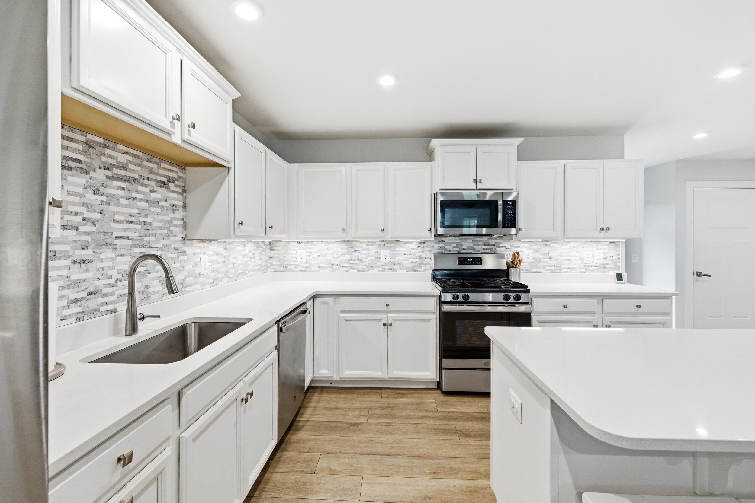 81 SOUTH PEAK DR, MCGAHEYSVILLE, Virginia 22840, 3 Bedrooms Bedrooms, ,2 BathroomsBathrooms,Residential,81 SOUTH PEAK DR,678069 MLS # 678069 81 SOUTH PEAK DR, MCGAHEYSVILLE, Virginia 22840, 3 Bedrooms Bedrooms, ,2 BathroomsBathrooms,Residential,81 SOUTH PEAK DR,678069 MLS # 678069