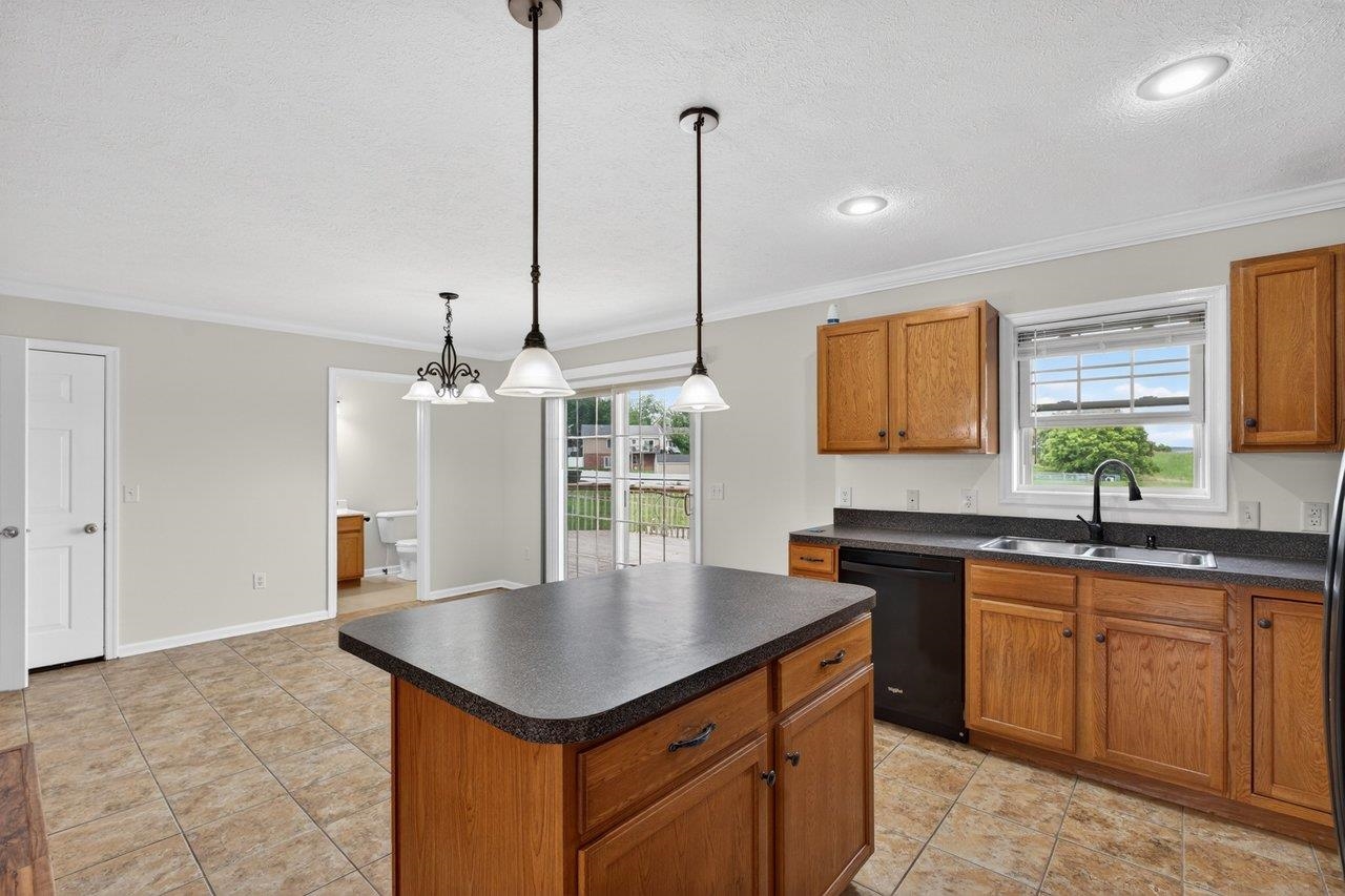14730 JUSTICE CIR, BROADWAY, Virginia 22815, 3 Bedrooms Bedrooms, ,2 BathroomsBathrooms,Residential,The Perfect Family Home!,14730 JUSTICE CIR,678071 MLS # 678071 14730 JUSTICE CIR, BROADWAY, Virginia 22815, 3 Bedrooms Bedrooms, ,2 BathroomsBathrooms,Residential,The Perfect Family Home!,14730 JUSTICE CIR,678071 MLS # 678071