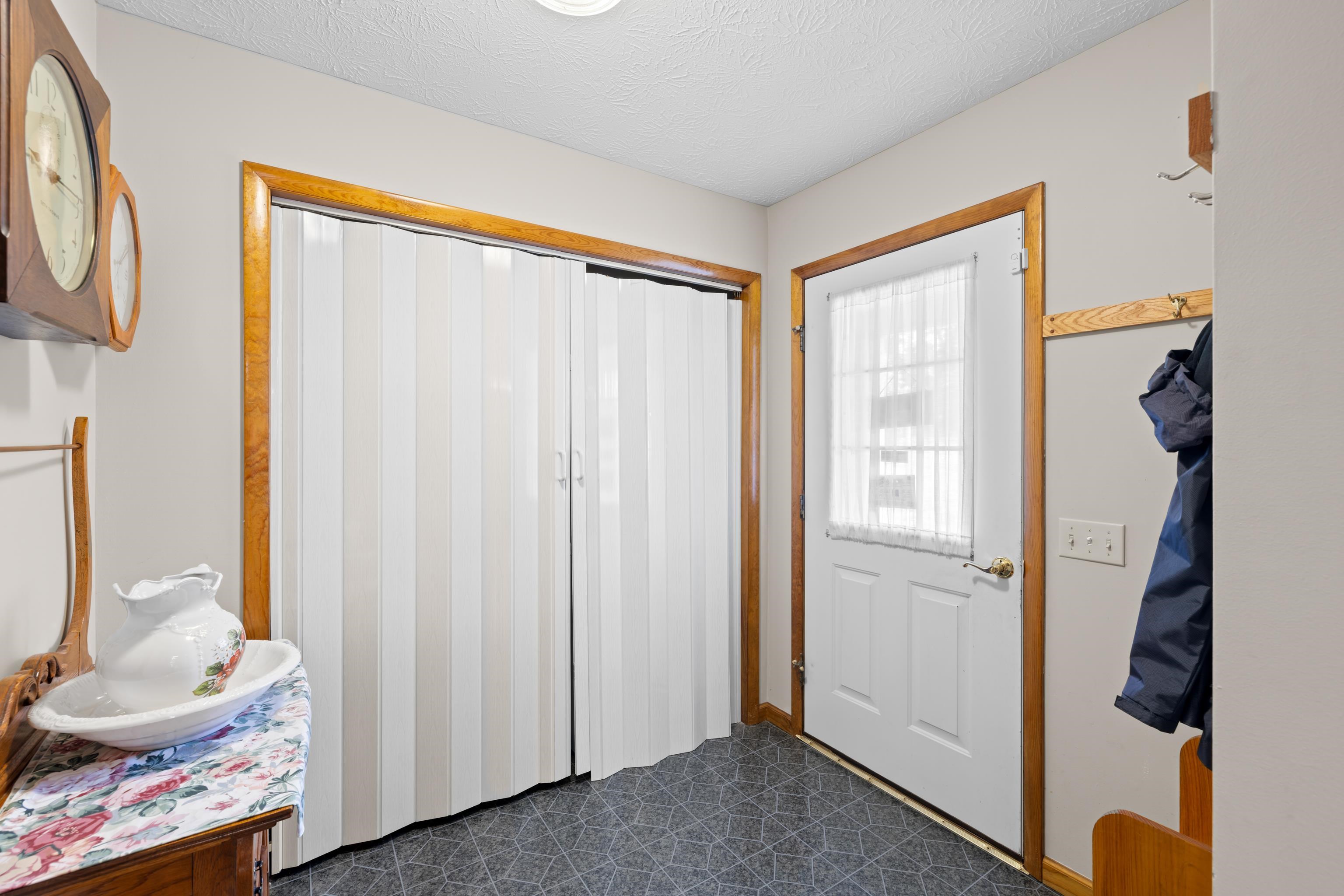 902 AUGUSTA FARMS RD, STUARTS DRAFT, Virginia 24477, 2 Bedrooms Bedrooms, ,1 BathroomBathrooms,Residential,902 AUGUSTA FARMS RD,678072 MLS # 678072 902 AUGUSTA FARMS RD, STUARTS DRAFT, Virginia 24477, 2 Bedrooms Bedrooms, ,1 BathroomBathrooms,Residential,902 AUGUSTA FARMS RD,678072 MLS # 678072