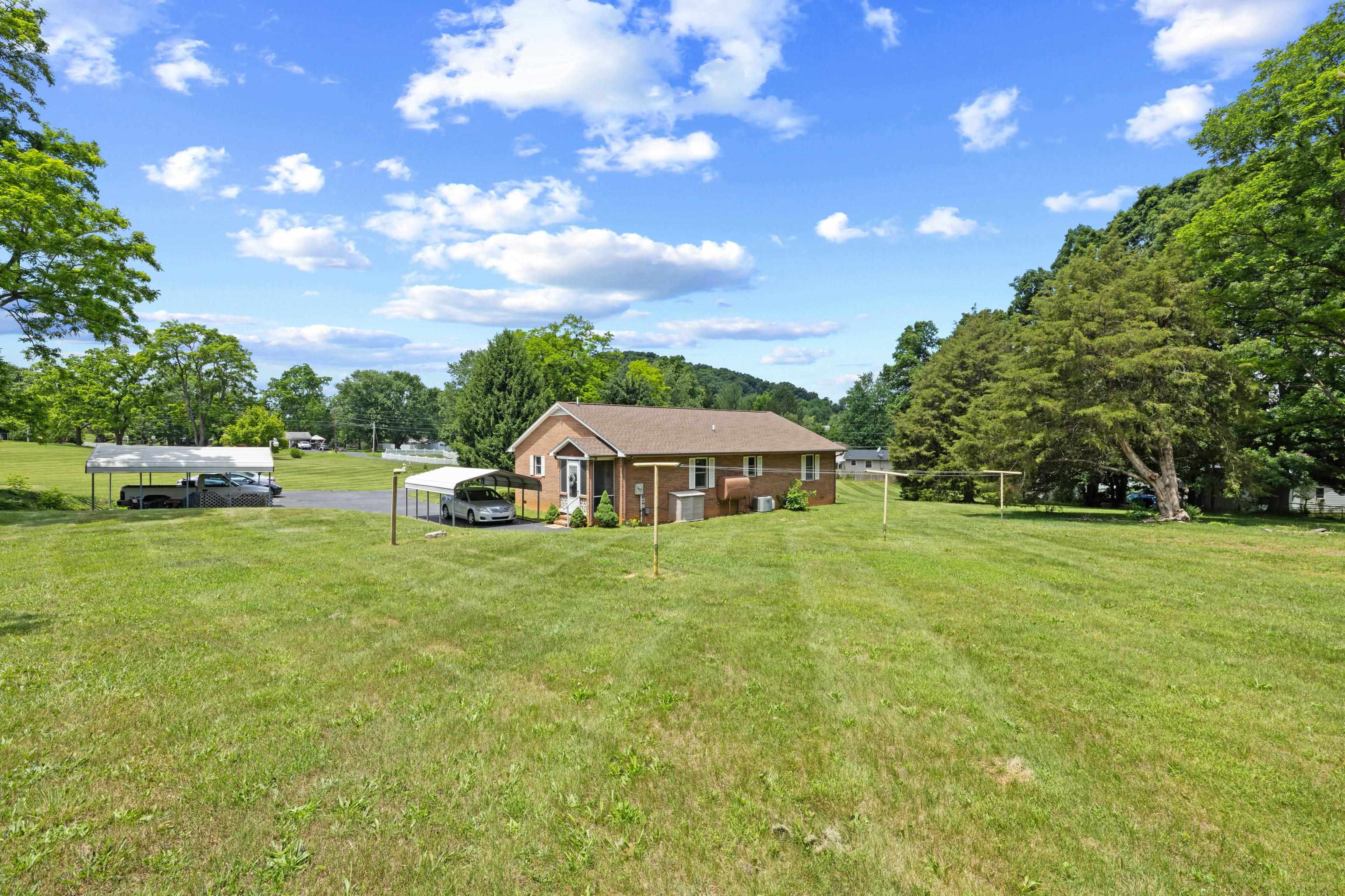 902 AUGUSTA FARMS RD, STUARTS DRAFT, Virginia 24477, 2 Bedrooms Bedrooms, ,1 BathroomBathrooms,Residential,902 AUGUSTA FARMS RD,678072 MLS # 678072 902 AUGUSTA FARMS RD, STUARTS DRAFT, Virginia 24477, 2 Bedrooms Bedrooms, ,1 BathroomBathrooms,Residential,902 AUGUSTA FARMS RD,678072 MLS # 678072