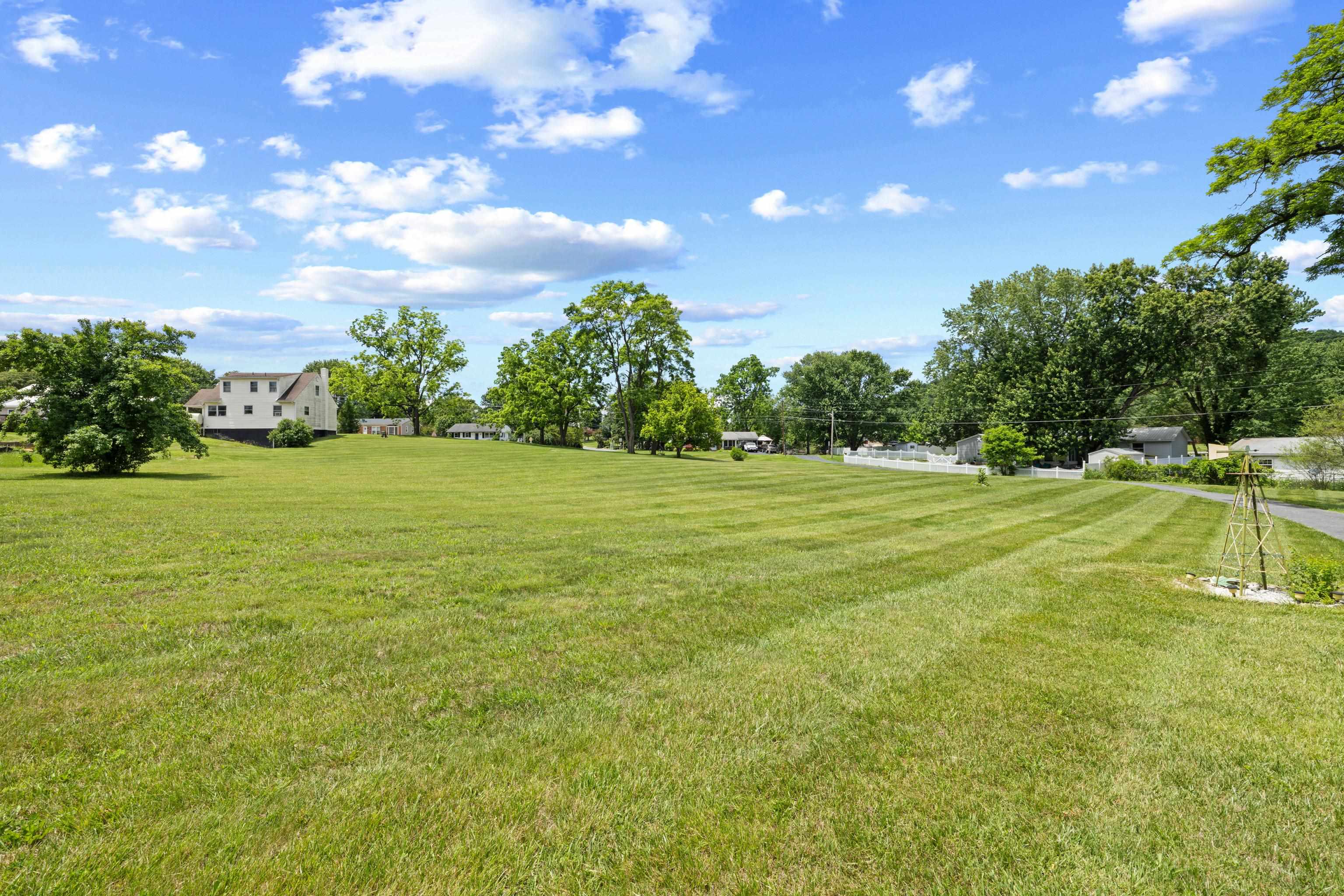 902 AUGUSTA FARMS RD, STUARTS DRAFT, Virginia 24477, 2 Bedrooms Bedrooms, ,1 BathroomBathrooms,Residential,902 AUGUSTA FARMS RD,678072 MLS # 678072 902 AUGUSTA FARMS RD, STUARTS DRAFT, Virginia 24477, 2 Bedrooms Bedrooms, ,1 BathroomBathrooms,Residential,902 AUGUSTA FARMS RD,678072 MLS # 678072
