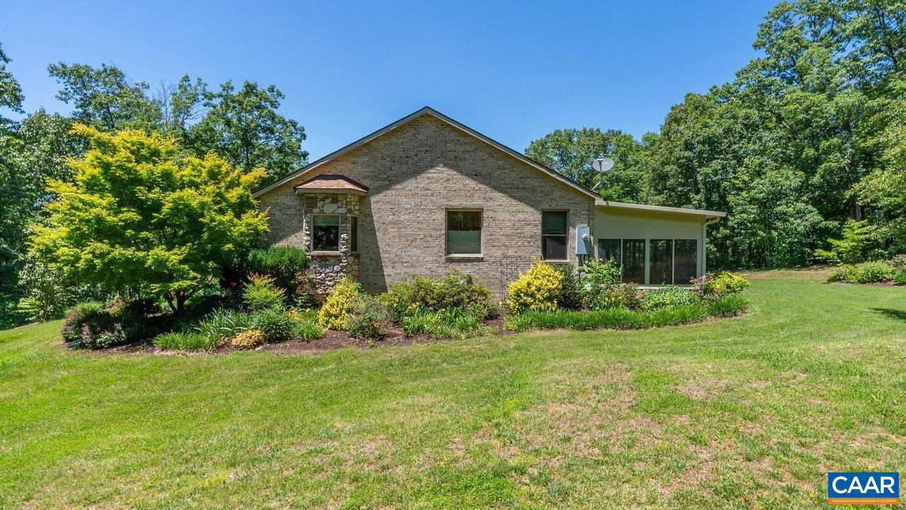 34 LOOK UP LN, WAYNESBORO, Virginia 22980, 3 Bedrooms Bedrooms, ,3 BathroomsBathrooms,Residential,34 LOOK UP LN,678074 MLS # 678074 34 LOOK UP LN, WAYNESBORO, Virginia 22980, 3 Bedrooms Bedrooms, ,3 BathroomsBathrooms,Residential,34 LOOK UP LN,678074 MLS # 678074
