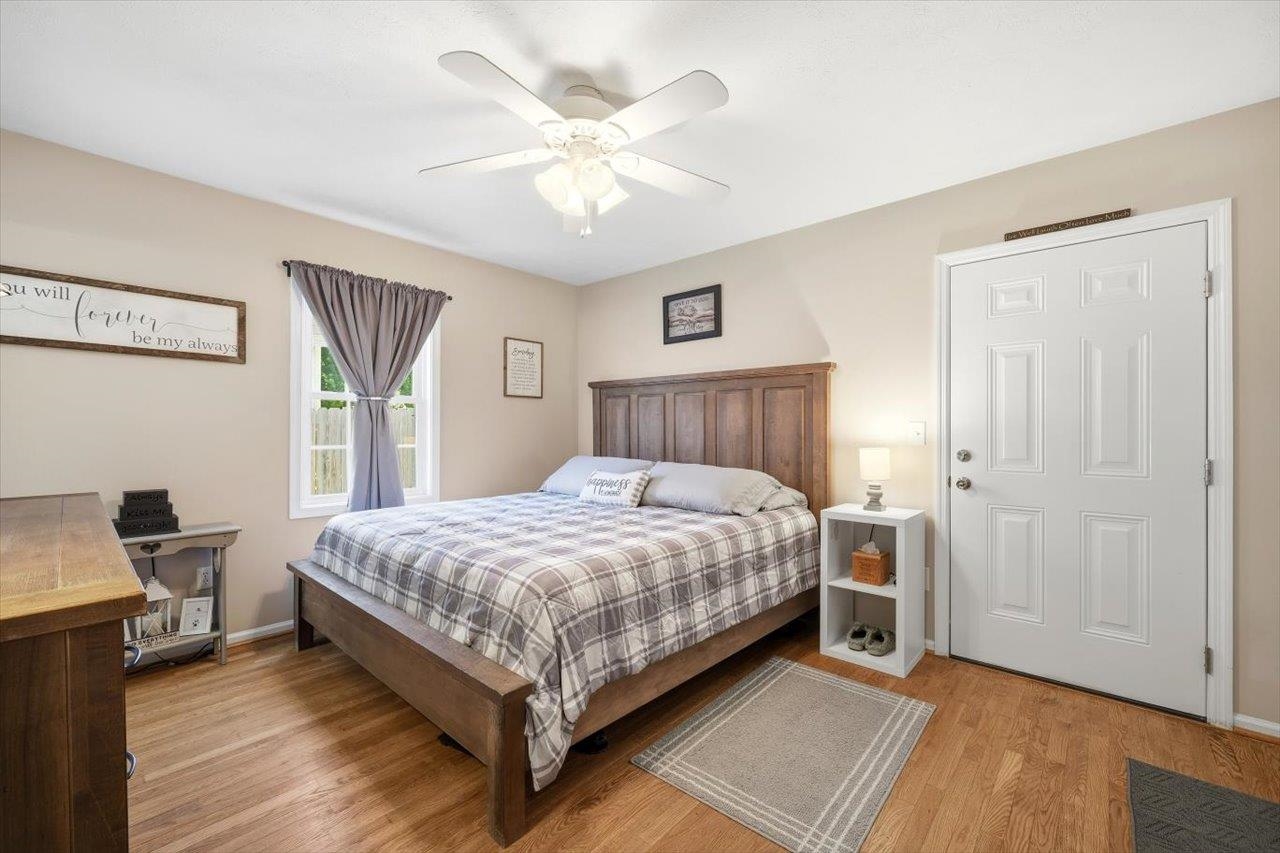 115 HODGE ST, STUARTS DRAFT, Virginia 24477, 3 Bedrooms Bedrooms, ,2 BathroomsBathrooms,Residential,115 HODGE ST,678081 MLS # 678081 115 HODGE ST, STUARTS DRAFT, Virginia 24477, 3 Bedrooms Bedrooms, ,2 BathroomsBathrooms,Residential,115 HODGE ST,678081 MLS # 678081
