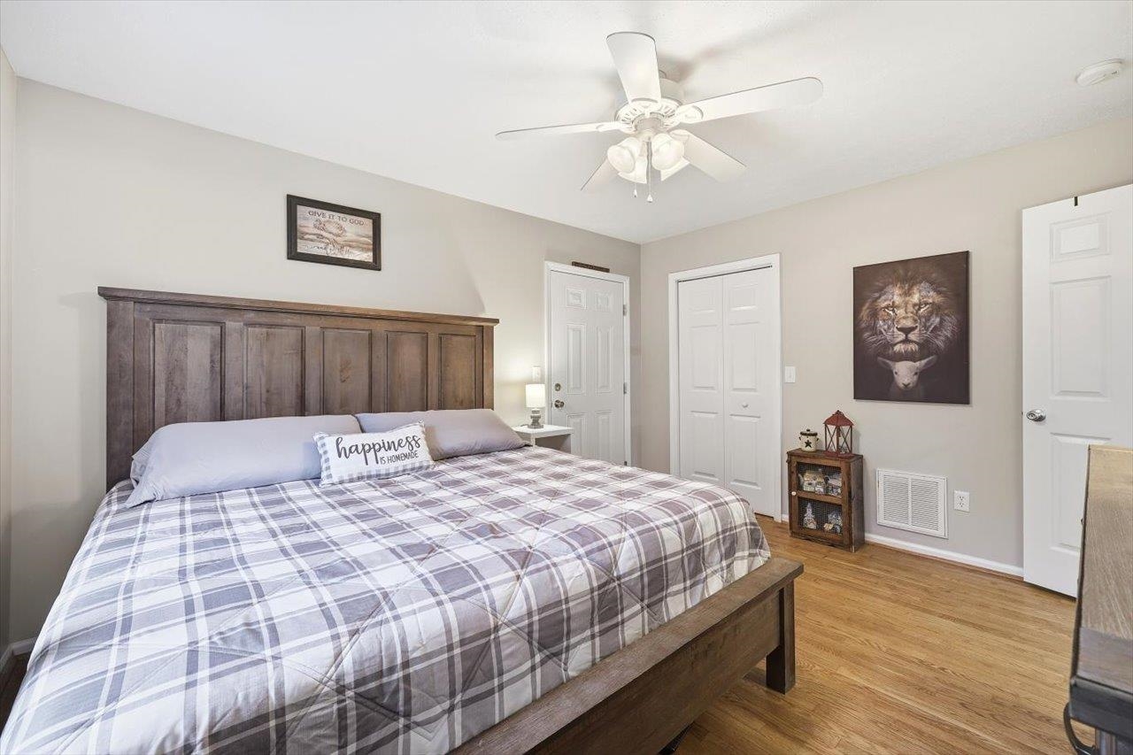 115 HODGE ST, STUARTS DRAFT, Virginia 24477, 3 Bedrooms Bedrooms, ,2 BathroomsBathrooms,Residential,115 HODGE ST,678081 MLS # 678081 115 HODGE ST, STUARTS DRAFT, Virginia 24477, 3 Bedrooms Bedrooms, ,2 BathroomsBathrooms,Residential,115 HODGE ST,678081 MLS # 678081