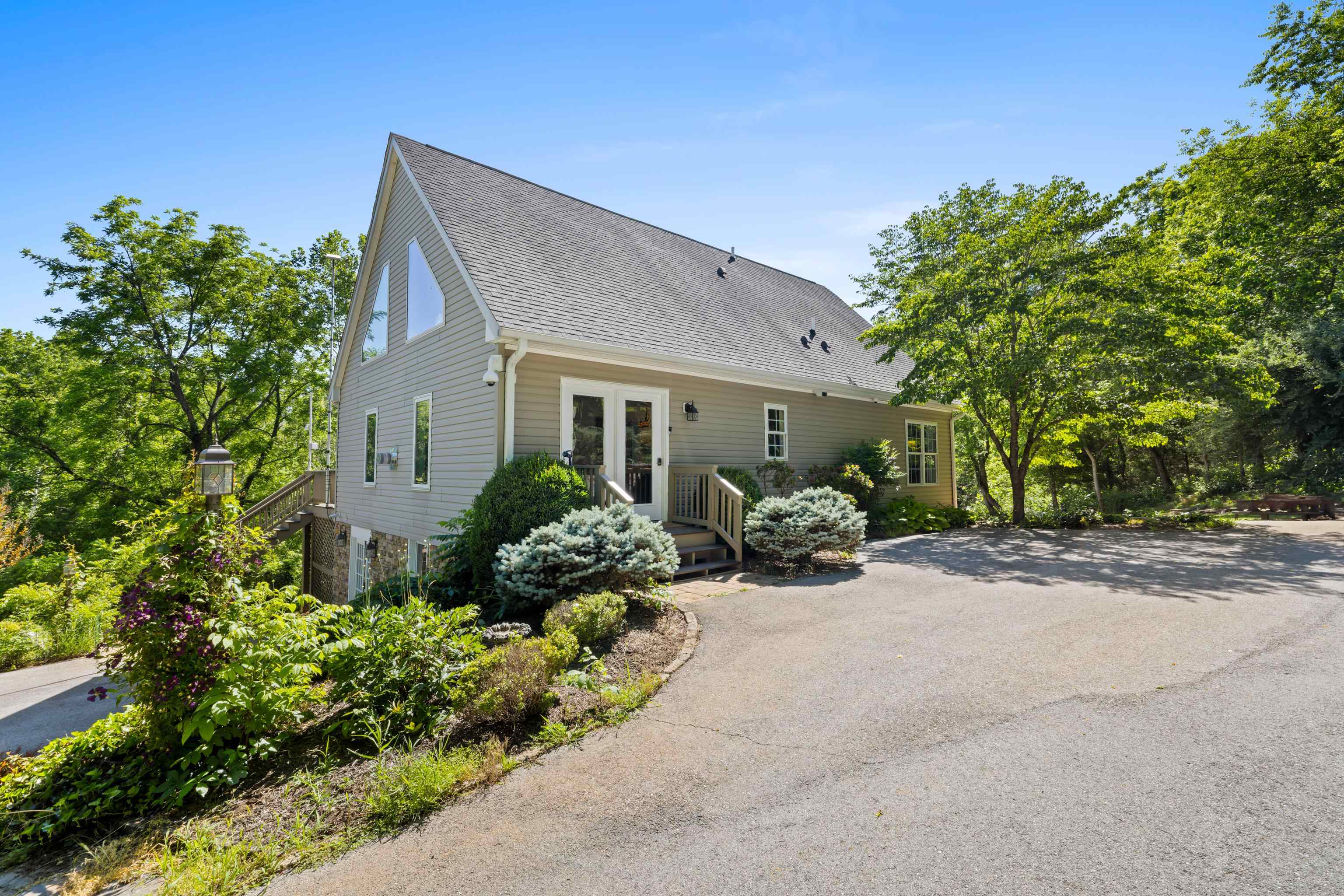 560 AGNERS MILL RD, LEXINGTON, Virginia 24450, 3 Bedrooms Bedrooms, ,2 BathroomsBathrooms,Residential,560 AGNERS MILL RD,678082 MLS # 678082 560 AGNERS MILL RD, LEXINGTON, Virginia 24450, 3 Bedrooms Bedrooms, ,2 BathroomsBathrooms,Residential,560 AGNERS MILL RD,678082 MLS # 678082