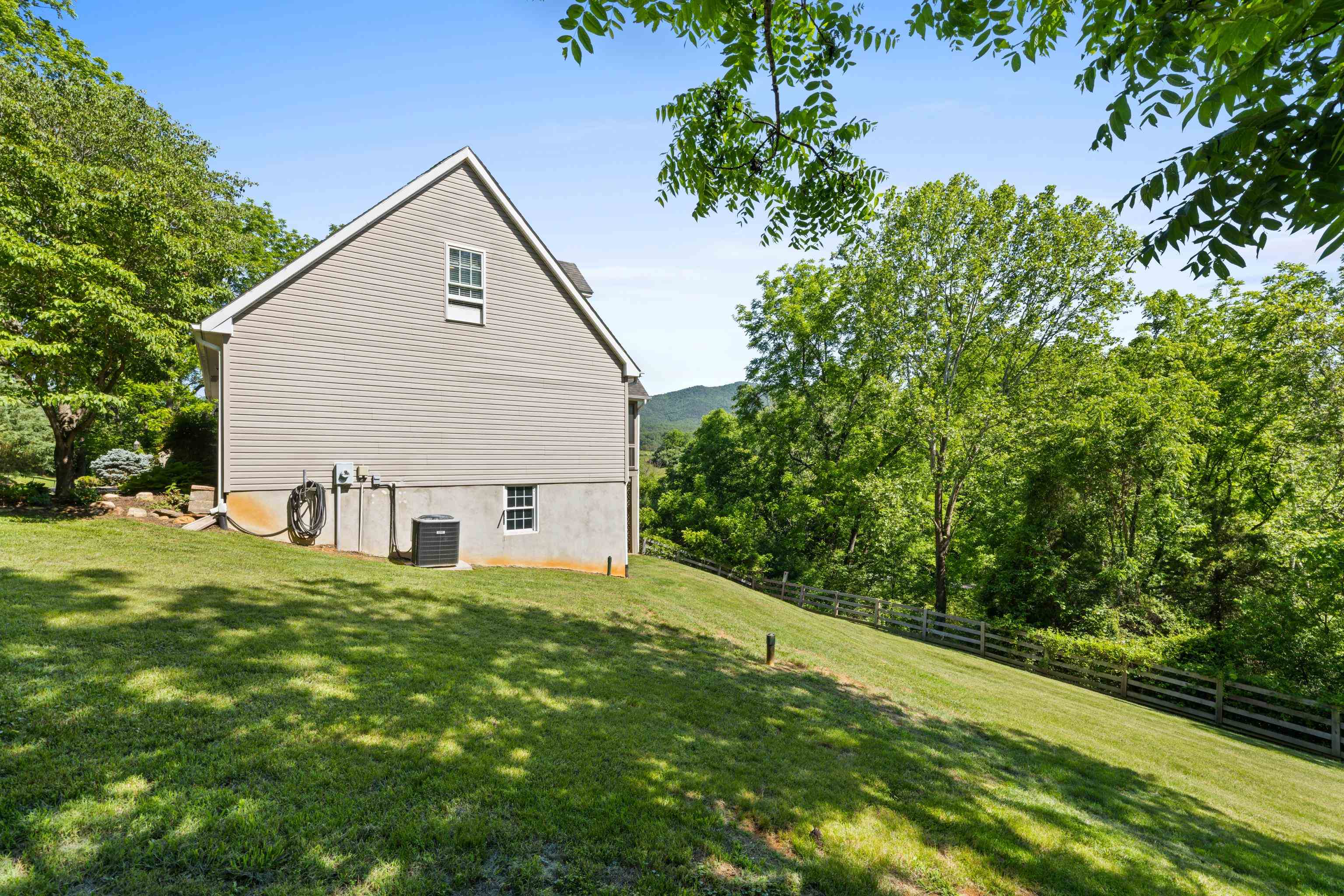560 AGNERS MILL RD, LEXINGTON, Virginia 24450, 3 Bedrooms Bedrooms, ,2 BathroomsBathrooms,Residential,560 AGNERS MILL RD,678082 MLS # 678082 560 AGNERS MILL RD, LEXINGTON, Virginia 24450, 3 Bedrooms Bedrooms, ,2 BathroomsBathrooms,Residential,560 AGNERS MILL RD,678082 MLS # 678082