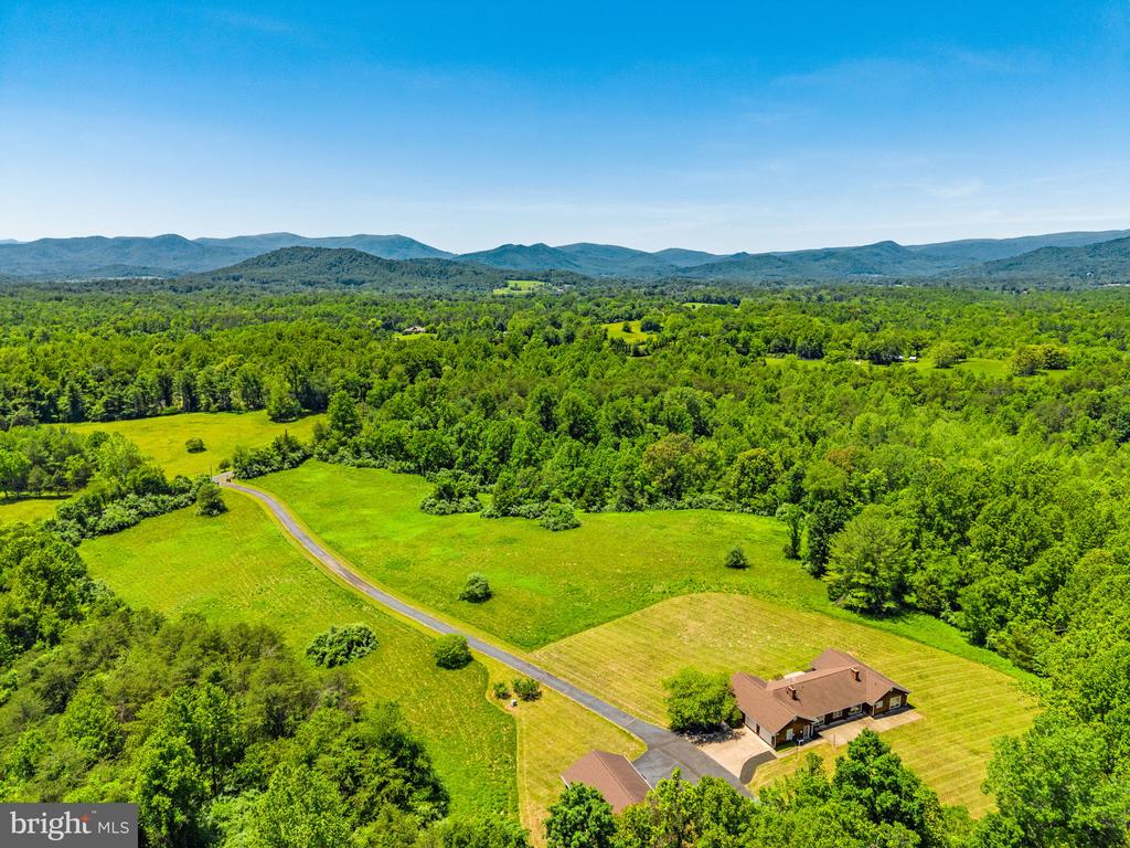 176 ROCK MILLS RD, CASTLETON, Virginia 22716, 4 Bedrooms Bedrooms, ,2 BathroomsBathrooms,Residential,176 ROCK MILLS RD,VARP2002676 MLS # VARP2002676 176 ROCK MILLS RD, CASTLETON, Virginia 22716, 4 Bedrooms Bedrooms, ,2 BathroomsBathrooms,Residential,176 ROCK MILLS RD,VARP2002676 MLS # VARP2002676