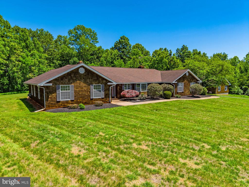 176 ROCK MILLS RD, CASTLETON, Virginia 22716, 4 Bedrooms Bedrooms, ,2 BathroomsBathrooms,Residential,176 ROCK MILLS RD,VARP2002676 MLS # VARP2002676 176 ROCK MILLS RD, CASTLETON, Virginia 22716, 4 Bedrooms Bedrooms, ,2 BathroomsBathrooms,Residential,176 ROCK MILLS RD,VARP2002676 MLS # VARP2002676