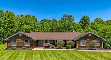 176 ROCK MILLS RD, CASTLETON, Virginia 22716, 4 Bedrooms Bedrooms, ,2 BathroomsBathrooms,Residential,176 ROCK MILLS RD,VARP2002676 MLS # VARP2002676