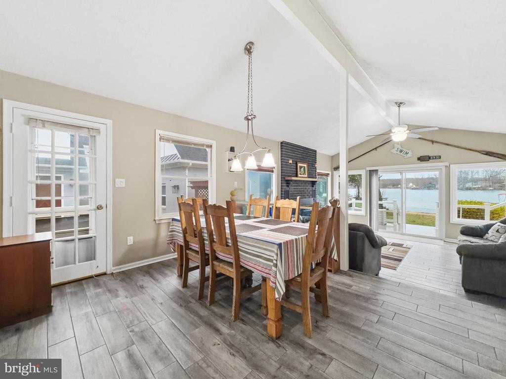 1353 LAKEVIEW PKWY, LOCUST GROVE, Virginia 22508, 3 Bedrooms Bedrooms, ,2 BathroomsBathrooms,Residential,1353 LAKEVIEW PKWY,VAOR2014388 MLS # VAOR2014388