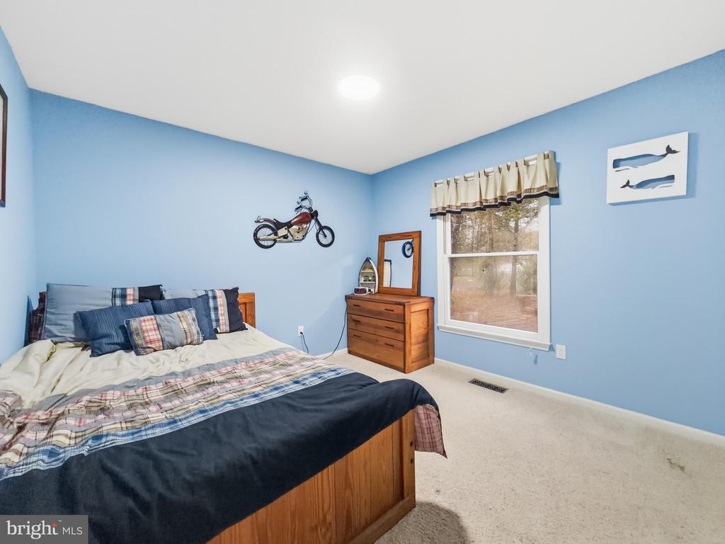 1353 LAKEVIEW PKWY, LOCUST GROVE, Virginia 22508, 3 Bedrooms Bedrooms, ,2 BathroomsBathrooms,Residential,1353 LAKEVIEW PKWY,VAOR2014388 MLS # VAOR2014388