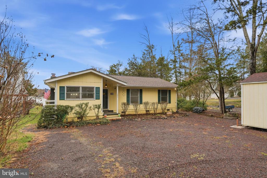 1353 LAKEVIEW PKWY, LOCUST GROVE, Virginia 22508, 3 Bedrooms Bedrooms, ,2 BathroomsBathrooms,Residential,1353 LAKEVIEW PKWY,VAOR2014388 MLS # VAOR2014388