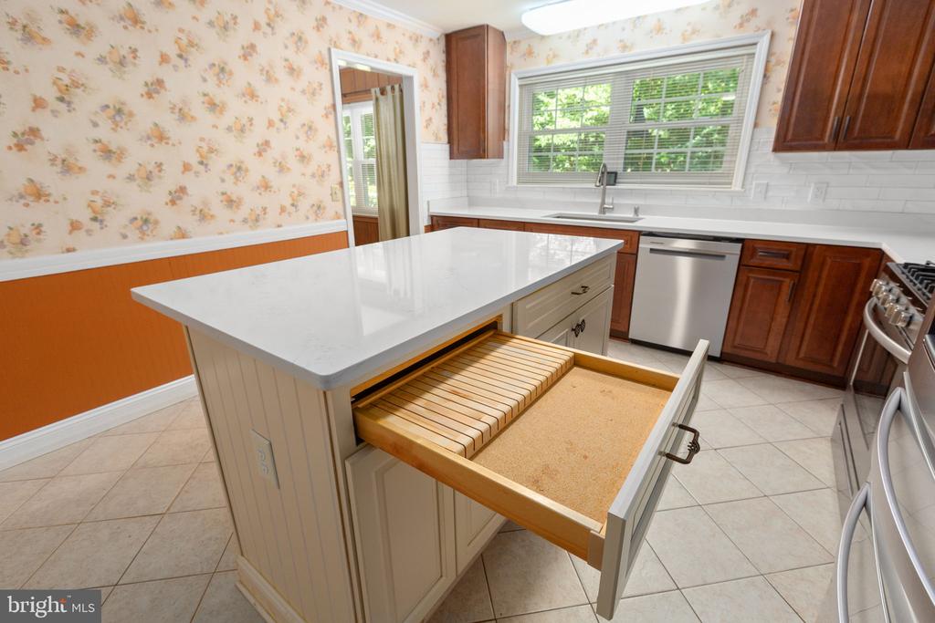8401 GREY GHOST LN, FREDERICKSBURG, Virginia 22408, 3 Bedrooms Bedrooms, ,2 BathroomsBathrooms,Residential,8401 GREY GHOST LN,VASP2042514 MLS # VASP2042514 8401 GREY GHOST LN, FREDERICKSBURG, Virginia 22408, 3 Bedrooms Bedrooms, ,2 BathroomsBathrooms,Residential,8401 GREY GHOST LN,VASP2042514 MLS # VASP2042514