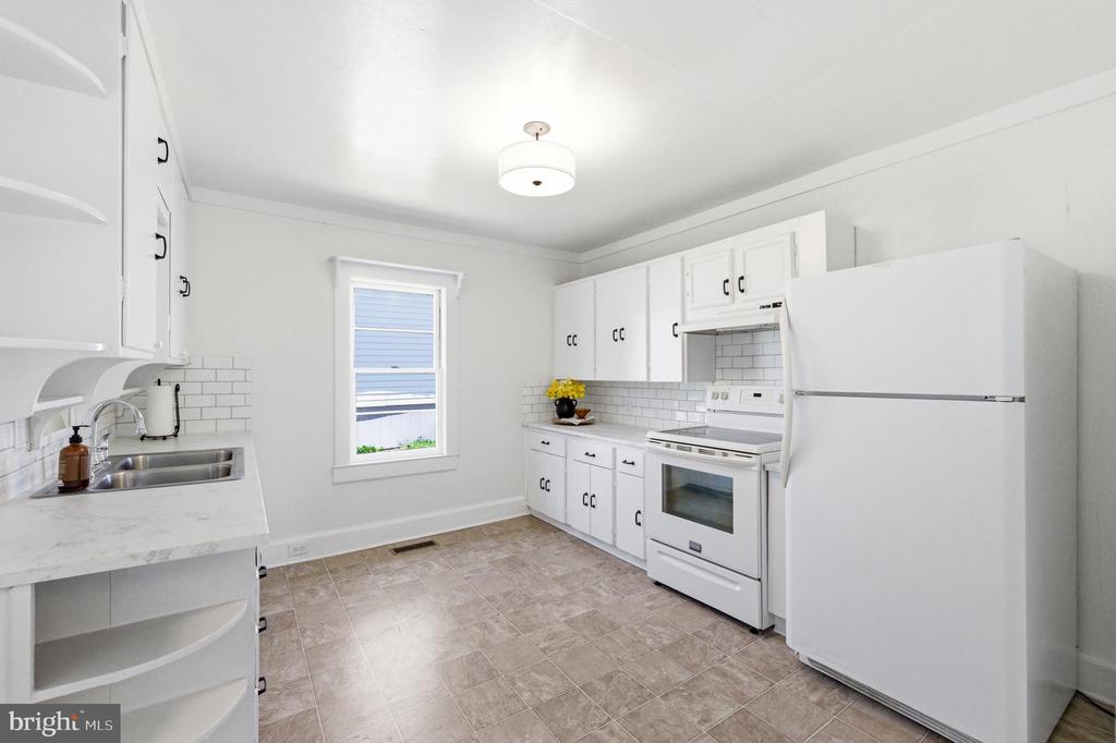 522 LURAY AVE, LURAY, Virginia 22835, 2 Bedrooms Bedrooms, ,1 BathroomBathrooms,Residential,522 LURAY AVE,VAPA2006526 MLS # VAPA2006526 522 LURAY AVE, LURAY, Virginia 22835, 2 Bedrooms Bedrooms, ,1 BathroomBathrooms,Residential,522 LURAY AVE,VAPA2006526 MLS # VAPA2006526