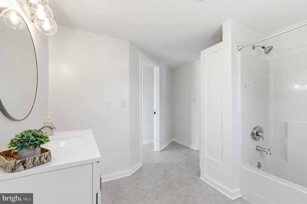 522 LURAY AVE, LURAY, Virginia 22835, 2 Bedrooms Bedrooms, ,1 BathroomBathrooms,Residential,522 LURAY AVE,VAPA2006526 MLS # VAPA2006526 522 LURAY AVE, LURAY, Virginia 22835, 2 Bedrooms Bedrooms, ,1 BathroomBathrooms,Residential,522 LURAY AVE,VAPA2006526 MLS # VAPA2006526