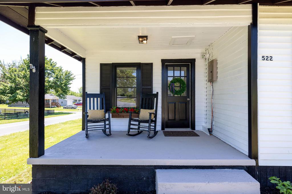 522 LURAY AVE, LURAY, Virginia 22835, 2 Bedrooms Bedrooms, ,1 BathroomBathrooms,Residential,522 LURAY AVE,VAPA2006526 MLS # VAPA2006526 522 LURAY AVE, LURAY, Virginia 22835, 2 Bedrooms Bedrooms, ,1 BathroomBathrooms,Residential,522 LURAY AVE,VAPA2006526 MLS # VAPA2006526