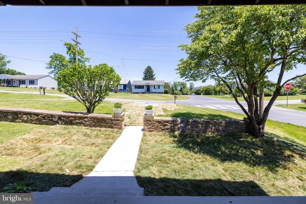 522 LURAY AVE, LURAY, Virginia 22835, 2 Bedrooms Bedrooms, ,1 BathroomBathrooms,Residential,522 LURAY AVE,VAPA2006526 MLS # VAPA2006526 522 LURAY AVE, LURAY, Virginia 22835, 2 Bedrooms Bedrooms, ,1 BathroomBathrooms,Residential,522 LURAY AVE,VAPA2006526 MLS # VAPA2006526