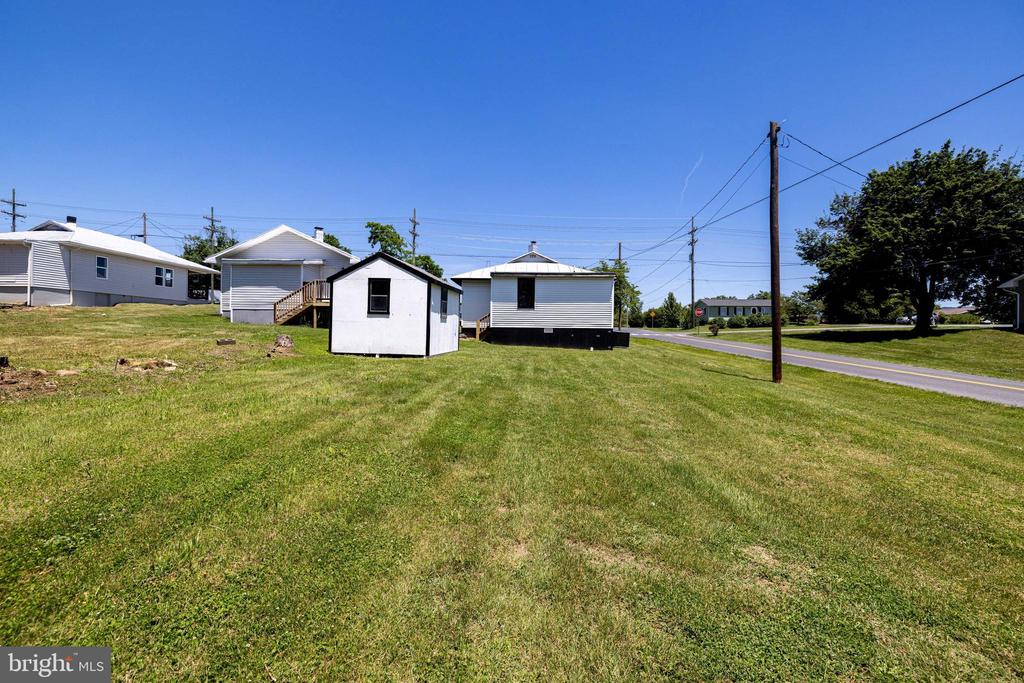 522 LURAY AVE, LURAY, Virginia 22835, 2 Bedrooms Bedrooms, ,1 BathroomBathrooms,Residential,522 LURAY AVE,VAPA2006526 MLS # VAPA2006526 522 LURAY AVE, LURAY, Virginia 22835, 2 Bedrooms Bedrooms, ,1 BathroomBathrooms,Residential,522 LURAY AVE,VAPA2006526 MLS # VAPA2006526