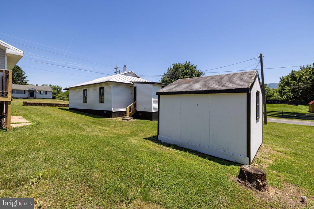 522 LURAY AVE, LURAY, Virginia 22835, 2 Bedrooms Bedrooms, ,1 BathroomBathrooms,Residential,522 LURAY AVE,VAPA2006526 MLS # VAPA2006526 522 LURAY AVE, LURAY, Virginia 22835, 2 Bedrooms Bedrooms, ,1 BathroomBathrooms,Residential,522 LURAY AVE,VAPA2006526 MLS # VAPA2006526