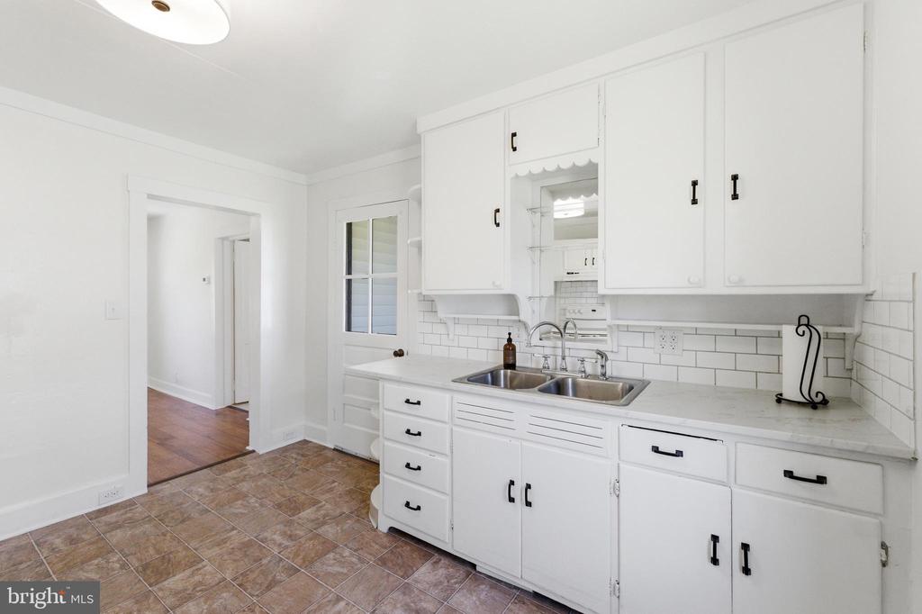 522 LURAY AVE, LURAY, Virginia 22835, 2 Bedrooms Bedrooms, ,1 BathroomBathrooms,Residential,522 LURAY AVE,VAPA2006526 MLS # VAPA2006526 522 LURAY AVE, LURAY, Virginia 22835, 2 Bedrooms Bedrooms, ,1 BathroomBathrooms,Residential,522 LURAY AVE,VAPA2006526 MLS # VAPA2006526