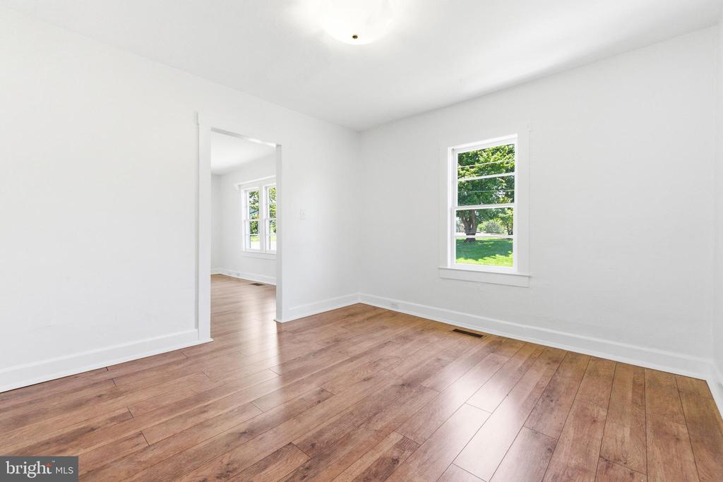 522 LURAY AVE, LURAY, Virginia 22835, 2 Bedrooms Bedrooms, ,1 BathroomBathrooms,Residential,522 LURAY AVE,VAPA2006526 MLS # VAPA2006526 522 LURAY AVE, LURAY, Virginia 22835, 2 Bedrooms Bedrooms, ,1 BathroomBathrooms,Residential,522 LURAY AVE,VAPA2006526 MLS # VAPA2006526