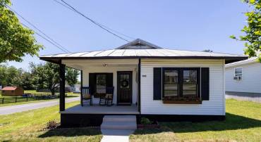 522 LURAY AVE, LURAY, Virginia 22835, 2 Bedrooms Bedrooms, ,1 BathroomBathrooms,Residential,522 LURAY AVE,VAPA2006526 MLS # VAPA2006526