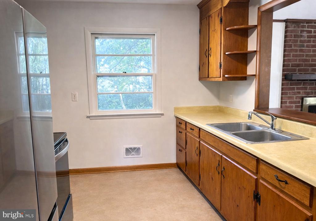 356 JEFFERSON ST, ORANGE, Virginia 22960, 3 Bedrooms Bedrooms, ,1 BathroomBathrooms,Residential,356 JEFFERSON ST,VAOR2014390 MLS # VAOR2014390