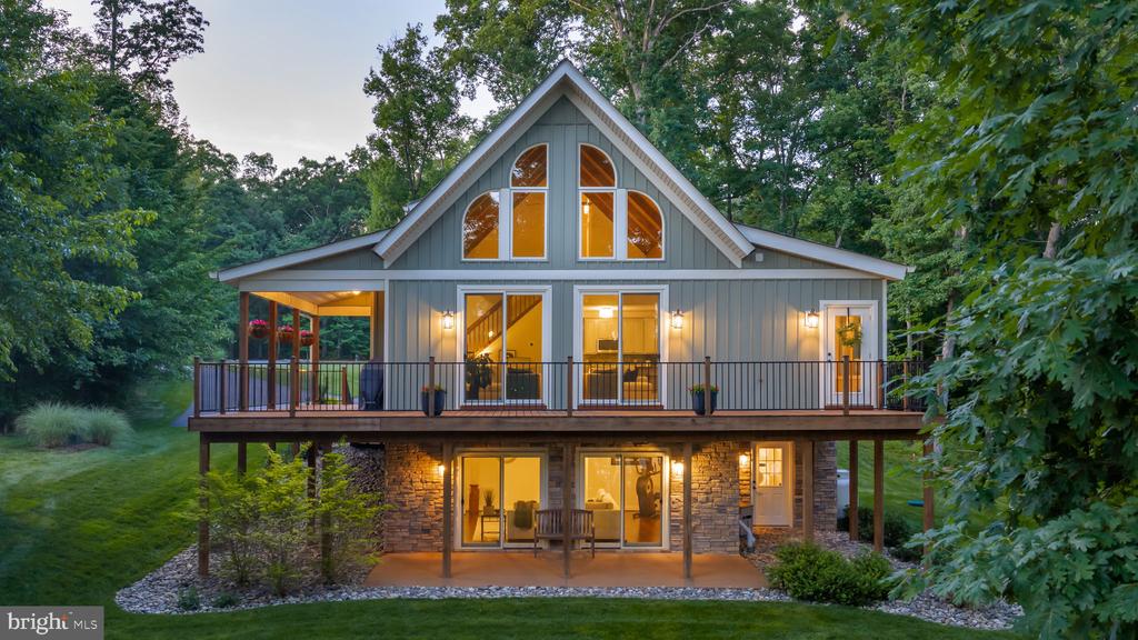 13422 BLACK WALNUT LN, SPOTSYLVANIA, Virginia 22551, 5 Bedrooms Bedrooms, ,3 BathroomsBathrooms,Residential,13422 BLACK WALNUT LN,VASP2042112 MLS # VASP2042112