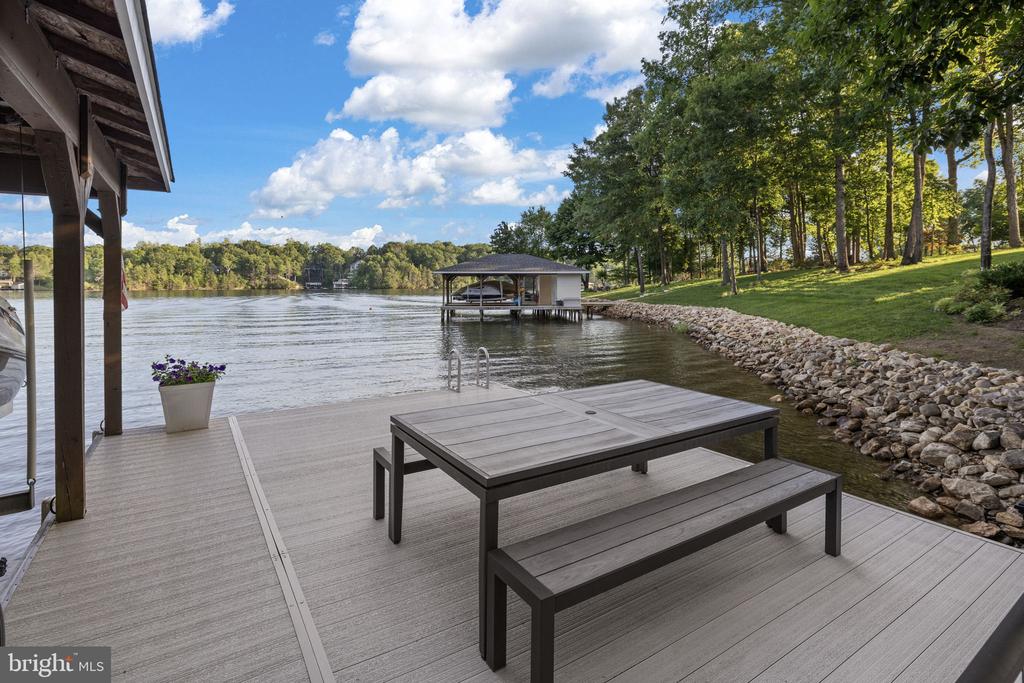 13422 BLACK WALNUT LN, SPOTSYLVANIA, Virginia 22551, 5 Bedrooms Bedrooms, ,3 BathroomsBathrooms,Residential,13422 BLACK WALNUT LN,VASP2042112 MLS # VASP2042112