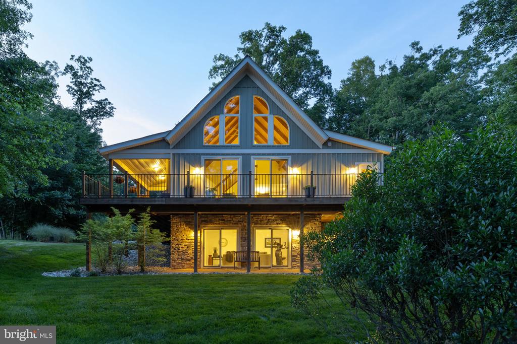 13422 BLACK WALNUT LN, SPOTSYLVANIA, Virginia 22551, 5 Bedrooms Bedrooms, ,3 BathroomsBathrooms,Residential,13422 BLACK WALNUT LN,VASP2042112 MLS # VASP2042112