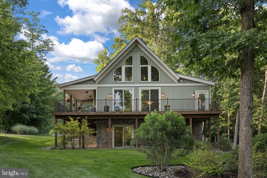 13422 BLACK WALNUT LN, SPOTSYLVANIA, Virginia 22551, 5 Bedrooms Bedrooms, ,3 BathroomsBathrooms,Residential,13422 BLACK WALNUT LN,VASP2042112 MLS # VASP2042112