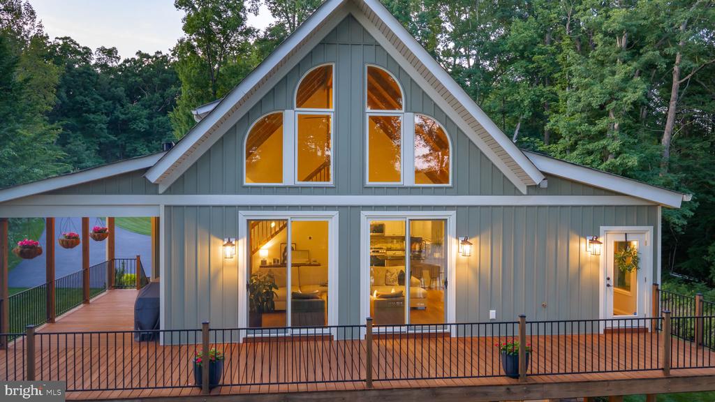 13422 BLACK WALNUT LN, SPOTSYLVANIA, Virginia 22551, 5 Bedrooms Bedrooms, ,3 BathroomsBathrooms,Residential,13422 BLACK WALNUT LN,VASP2042112 MLS # VASP2042112