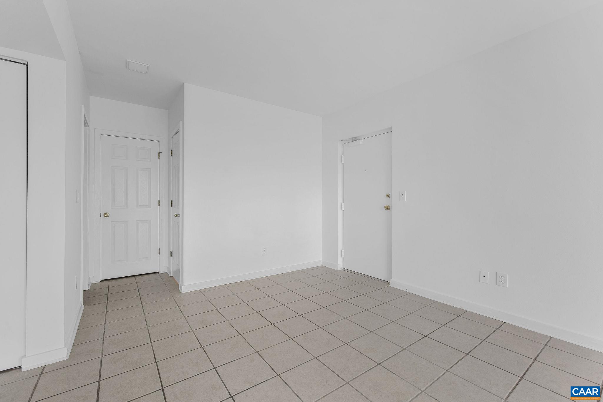 1604 MONTICELLO AVE, CHARLOTTESVILLE, Virginia 22902, 1 Bedroom Bedrooms, ,1 BathroomBathrooms,Residential,1604 MONTICELLO AVE,677990 MLS # 677990
