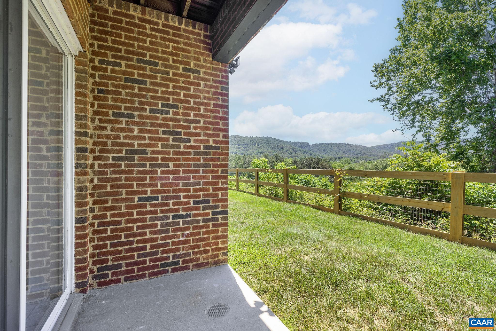 1604 MONTICELLO AVE, CHARLOTTESVILLE, Virginia 22902, 1 Bedroom Bedrooms, ,1 BathroomBathrooms,Residential,1604 MONTICELLO AVE,677990 MLS # 677990