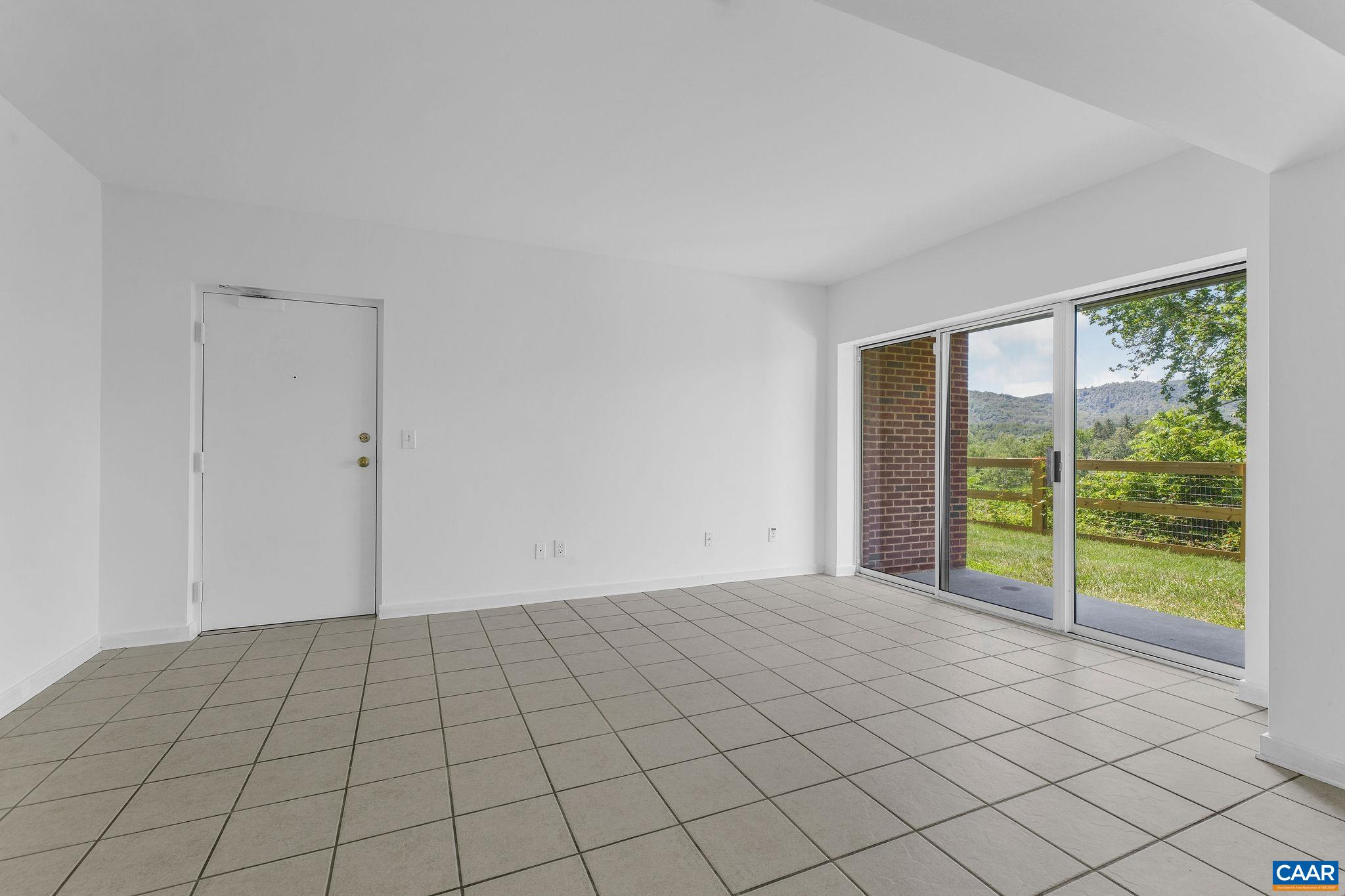 1604 MONTICELLO AVE, CHARLOTTESVILLE, Virginia 22902, 1 Bedroom Bedrooms, ,1 BathroomBathrooms,Residential,1604 MONTICELLO AVE,677990 MLS # 677990