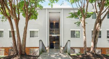 1604 MONTICELLO AVE, CHARLOTTESVILLE, Virginia 22902, 1 Bedroom Bedrooms, ,1 BathroomBathrooms,Residential,1604 MONTICELLO AVE,677990 MLS # 677990