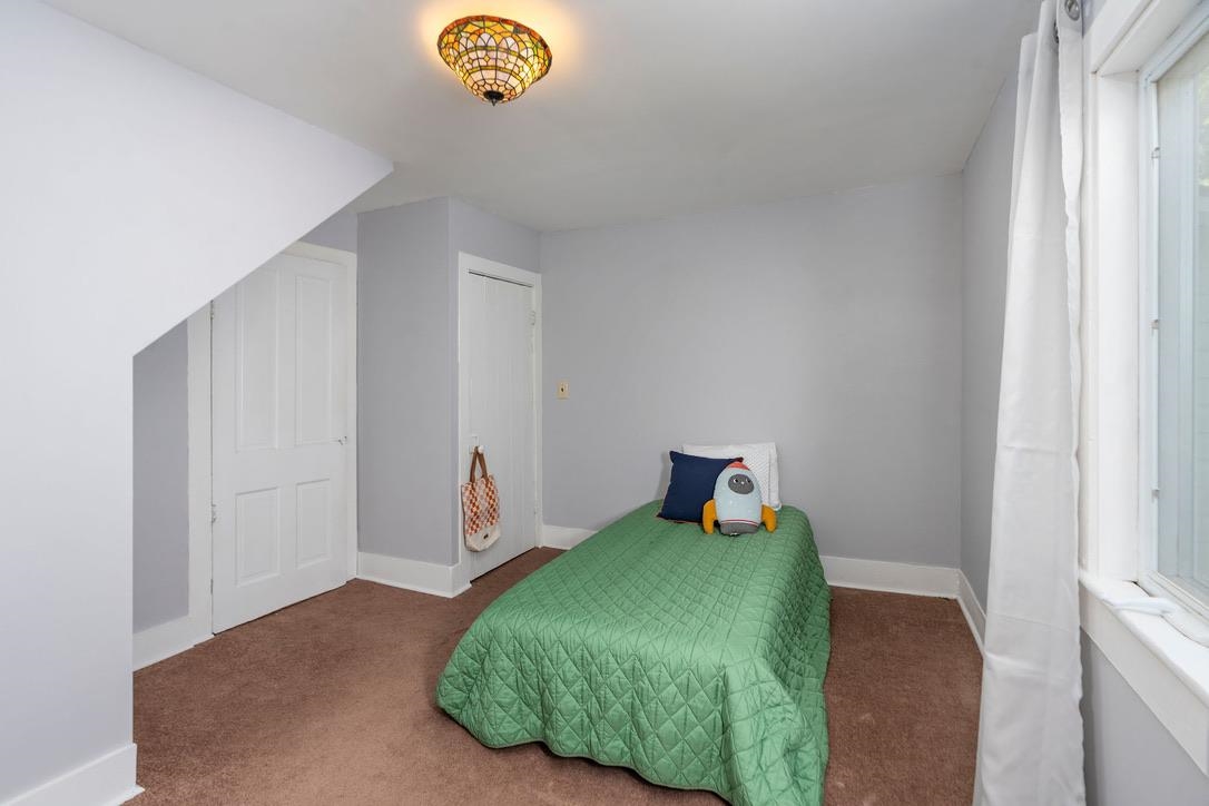 43 SUGAR LOAF RD, STAUNTON, Virginia 24401, 3 Bedrooms Bedrooms, ,1 BathroomBathrooms,Residential,43 SUGAR LOAF RD,678095 MLS # 678095 43 SUGAR LOAF RD, STAUNTON, Virginia 24401, 3 Bedrooms Bedrooms, ,1 BathroomBathrooms,Residential,43 SUGAR LOAF RD,678095 MLS # 678095