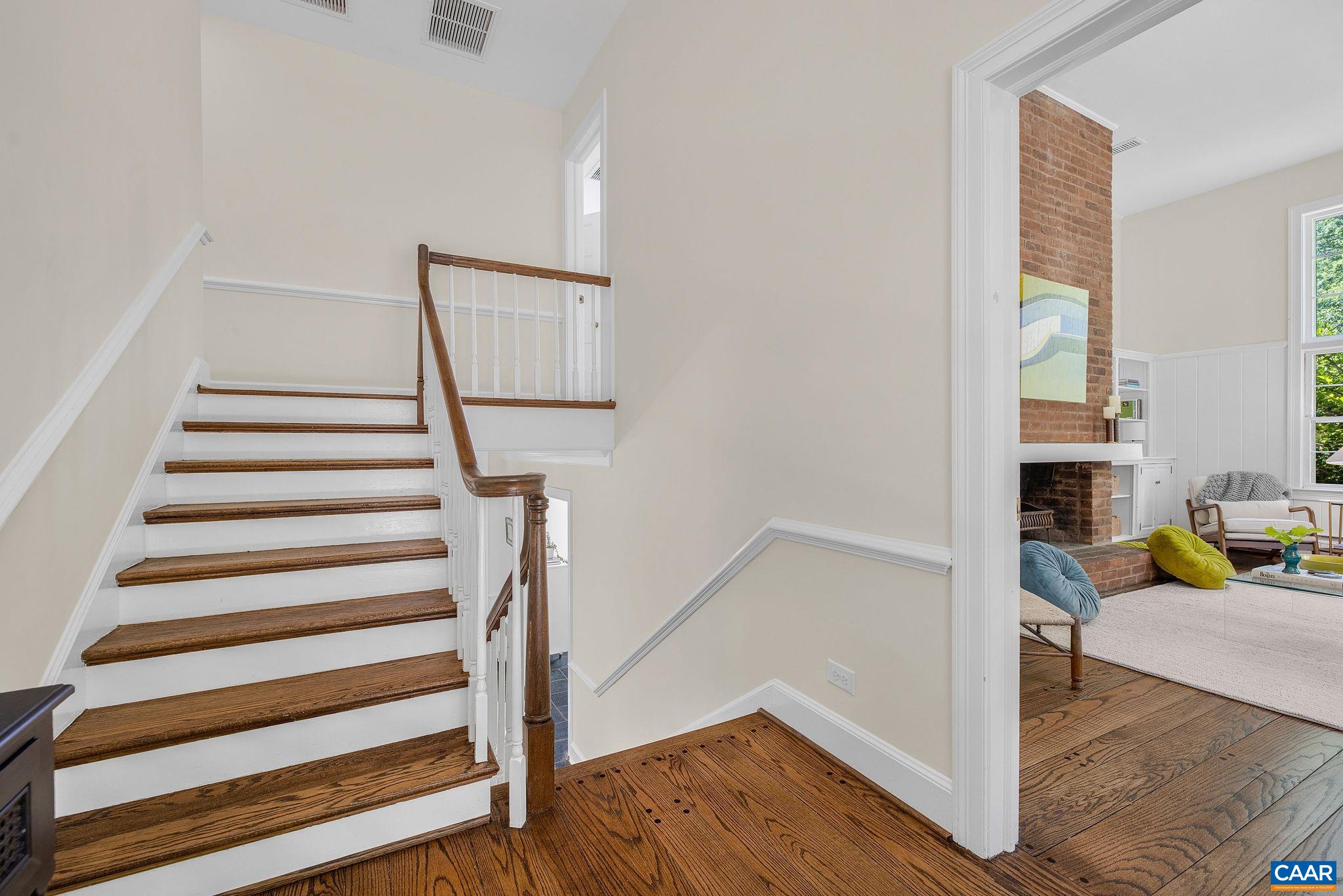 1721 YORKTOWN DR, CHARLOTTESVILLE, Virginia 22901, 3 Bedrooms Bedrooms, ,2 BathroomsBathrooms,Residential,1721 YORKTOWN DR,678097 MLS # 678097