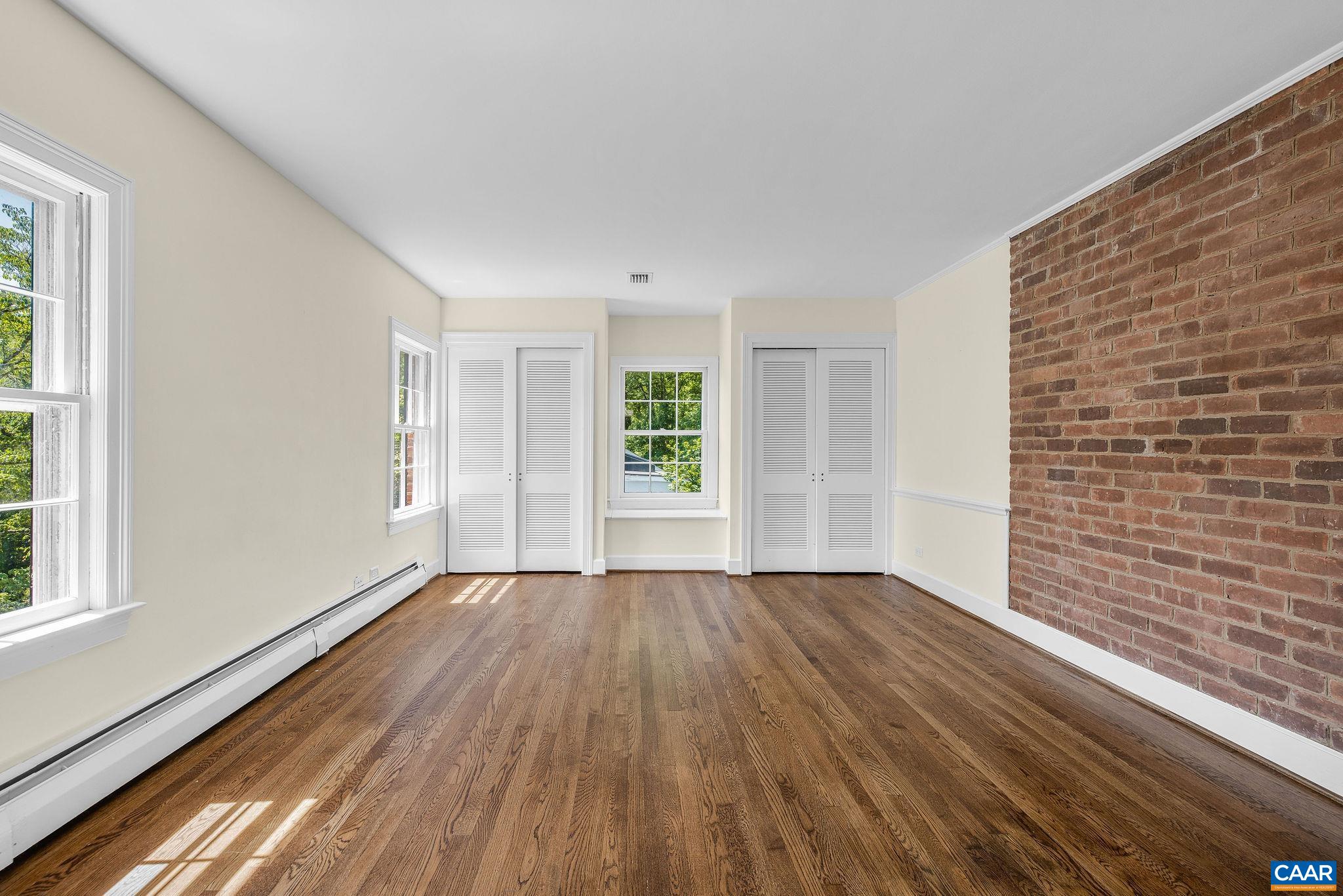 1721 YORKTOWN DR, CHARLOTTESVILLE, Virginia 22901, 3 Bedrooms Bedrooms, ,2 BathroomsBathrooms,Residential,1721 YORKTOWN DR,678097 MLS # 678097