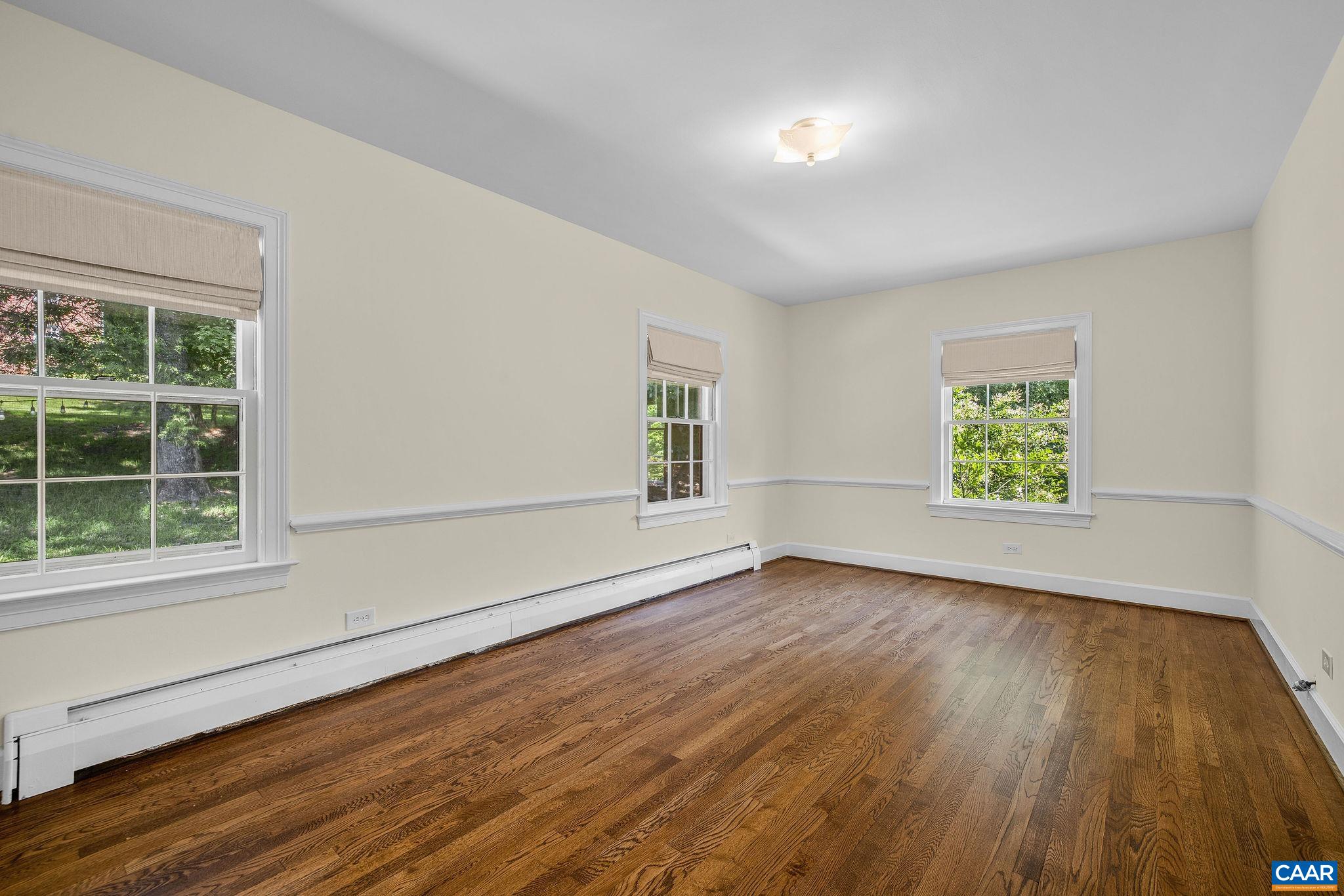 1721 YORKTOWN DR, CHARLOTTESVILLE, Virginia 22901, 3 Bedrooms Bedrooms, ,2 BathroomsBathrooms,Residential,1721 YORKTOWN DR,678097 MLS # 678097