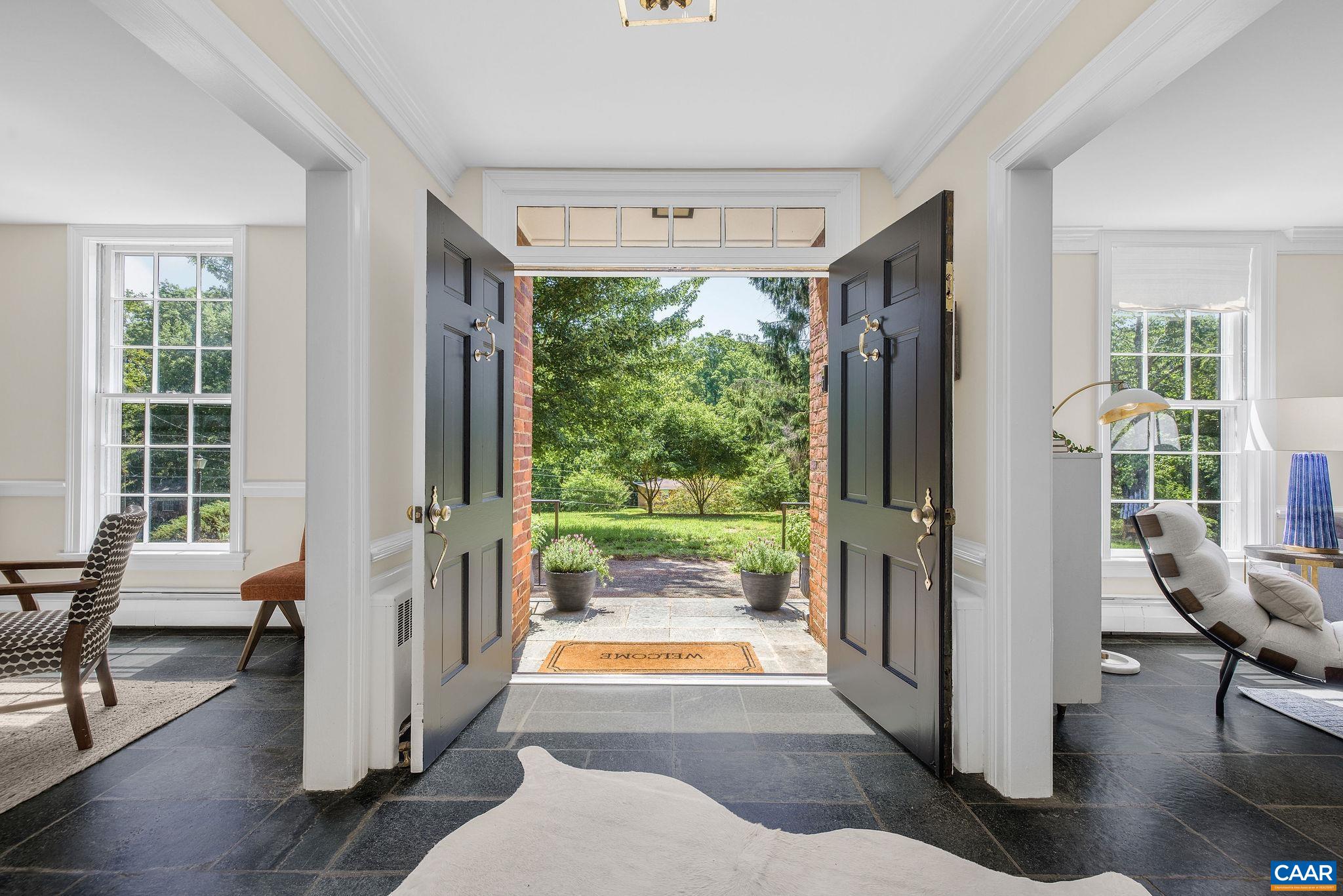 1721 YORKTOWN DR, CHARLOTTESVILLE, Virginia 22901, 3 Bedrooms Bedrooms, ,2 BathroomsBathrooms,Residential,1721 YORKTOWN DR,678097 MLS # 678097