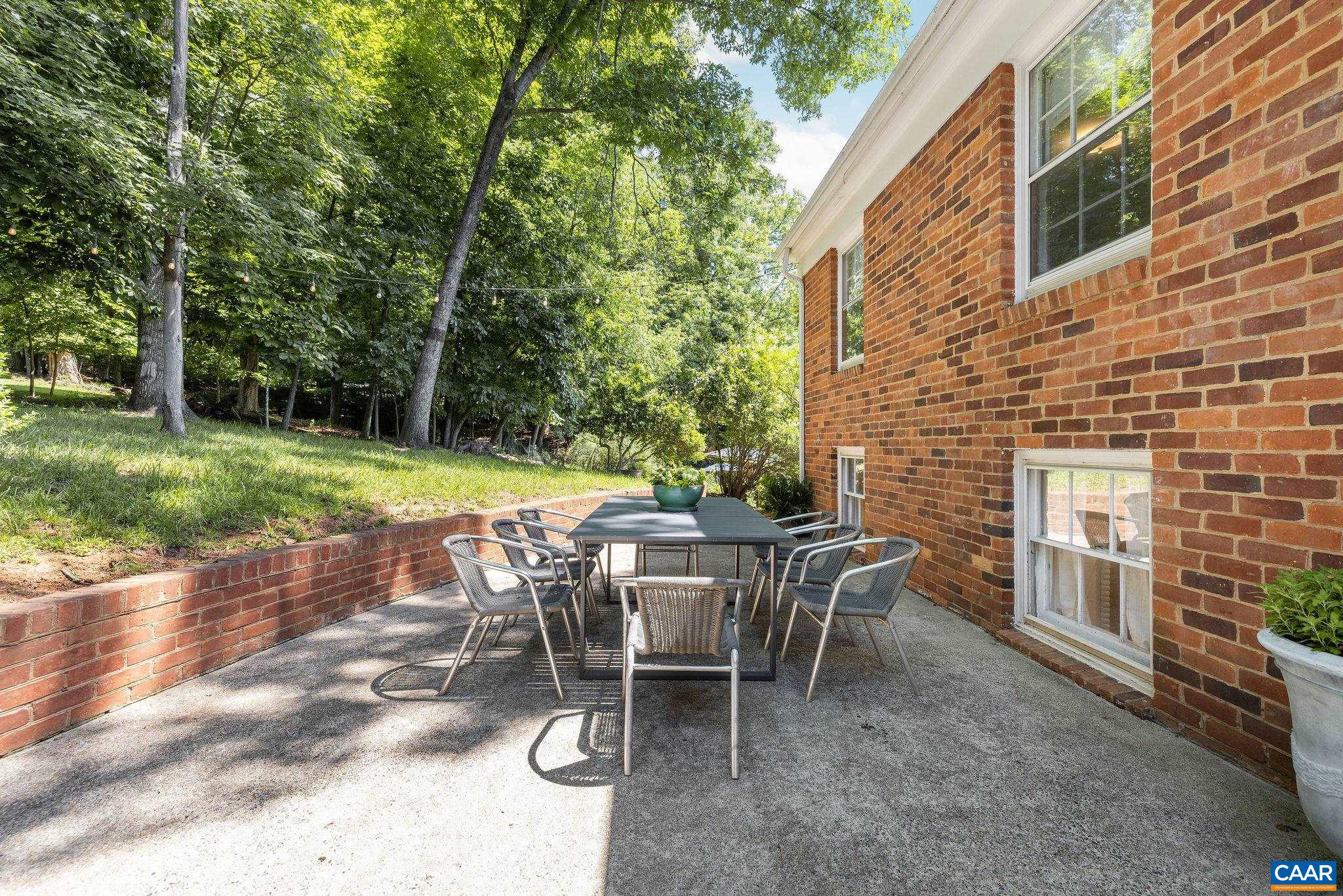 1721 YORKTOWN DR, CHARLOTTESVILLE, Virginia 22901, 3 Bedrooms Bedrooms, ,2 BathroomsBathrooms,Residential,1721 YORKTOWN DR,678097 MLS # 678097