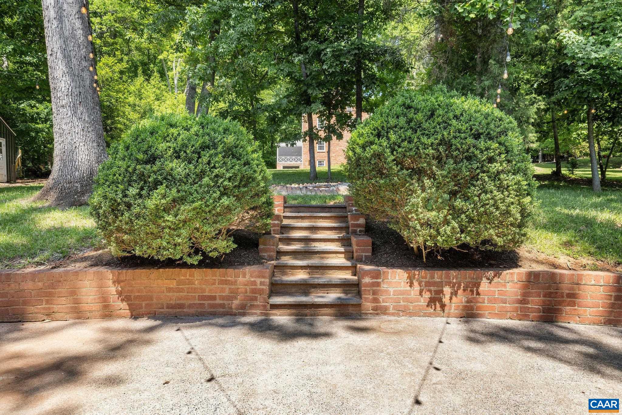 1721 YORKTOWN DR, CHARLOTTESVILLE, Virginia 22901, 3 Bedrooms Bedrooms, ,2 BathroomsBathrooms,Residential,1721 YORKTOWN DR,678097 MLS # 678097