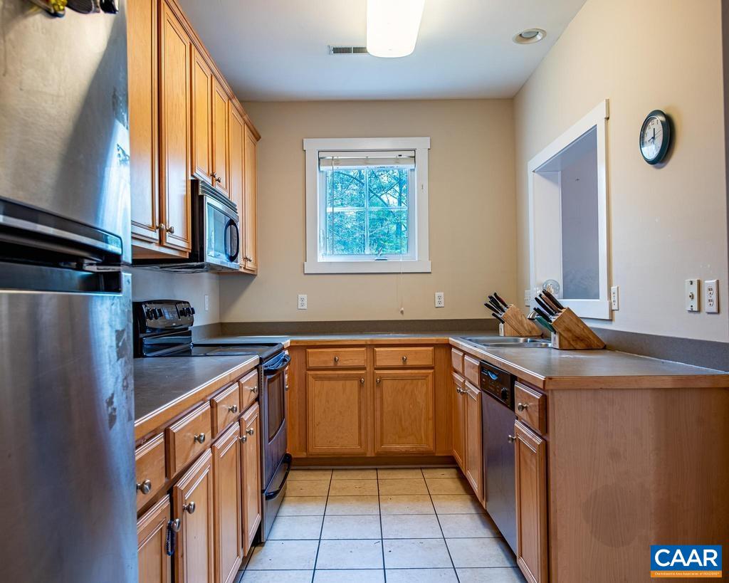 270 REMINGTON PL, CHARLOTTESVILLE, Virginia 22903, 3 Bedrooms Bedrooms, ,2 BathroomsBathrooms,Residential,270 Remington Place,270 REMINGTON PL,678104 MLS # 678104