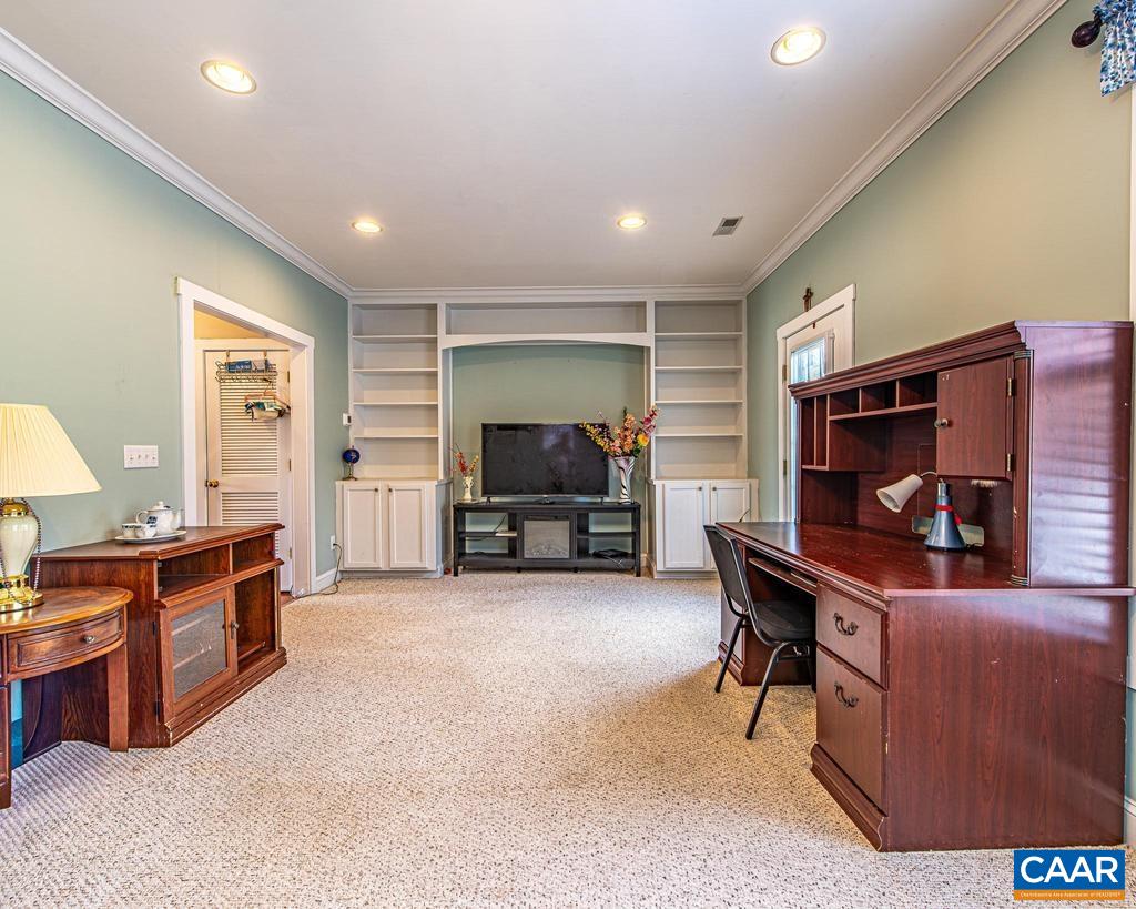 270 REMINGTON PL, CHARLOTTESVILLE, Virginia 22903, 3 Bedrooms Bedrooms, ,2 BathroomsBathrooms,Residential,270 Remington Place,270 REMINGTON PL,678104 MLS # 678104