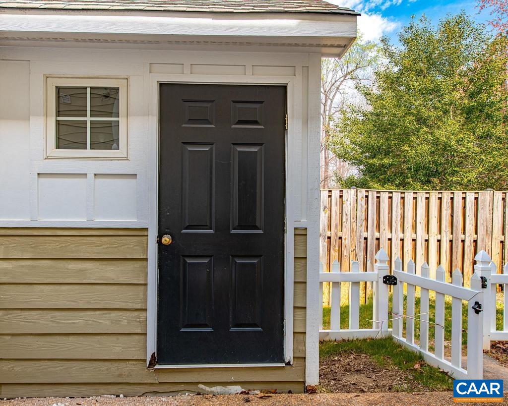 270 REMINGTON PL, CHARLOTTESVILLE, Virginia 22903, 3 Bedrooms Bedrooms, ,2 BathroomsBathrooms,Residential,270 Remington Place,270 REMINGTON PL,678104 MLS # 678104