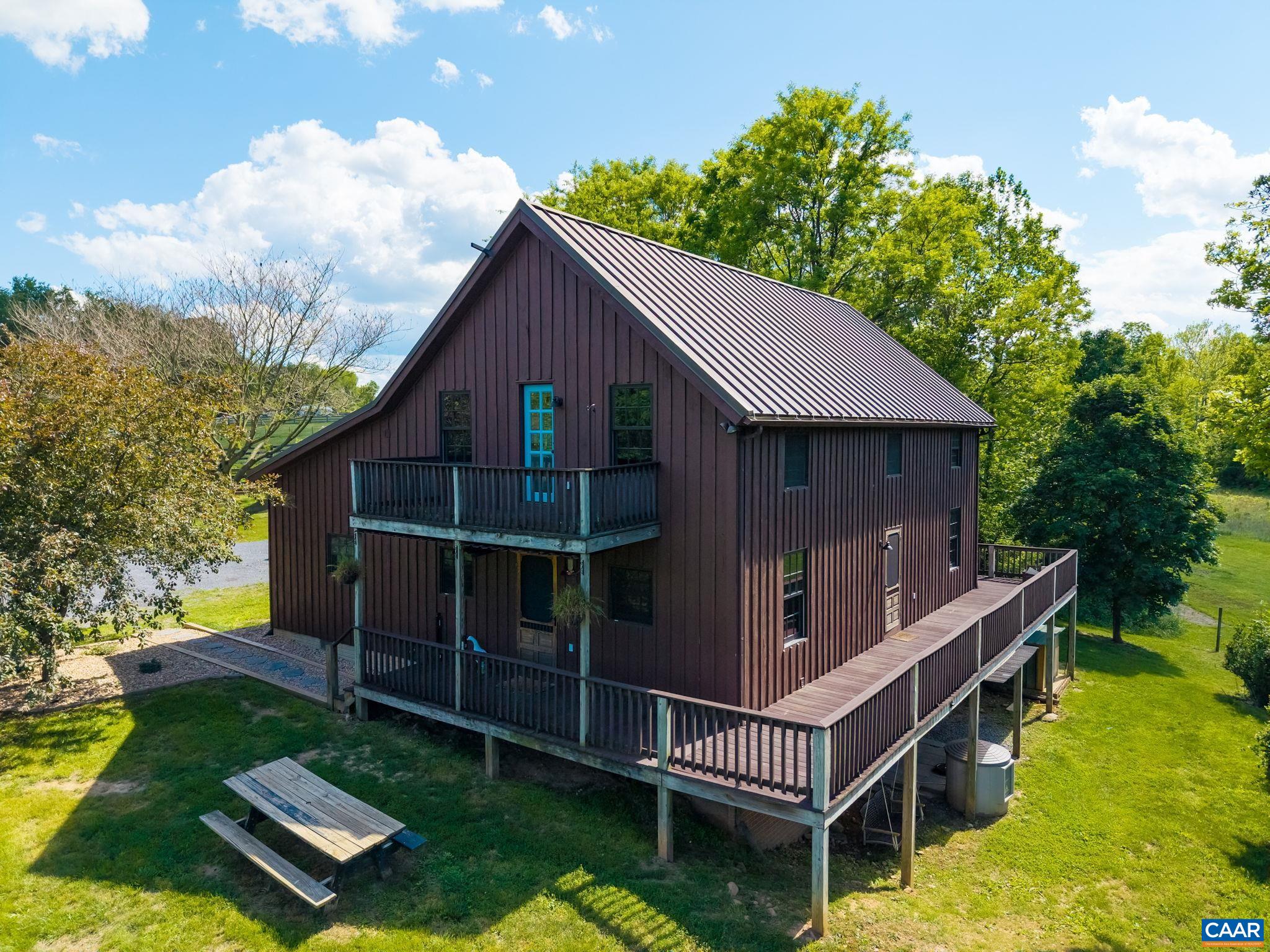 3292 EAST SIDE HWY, GROTTOES, Virginia 24441, 5 Bedrooms Bedrooms, ,2 BathroomsBathrooms,Residential,3292 EAST SIDE HWY,678109 MLS # 678109