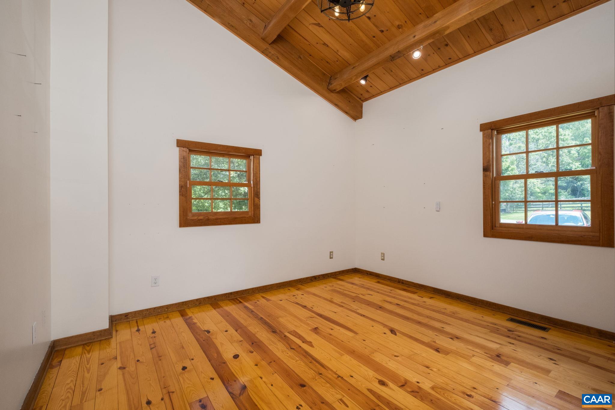 3292 EAST SIDE HWY, GROTTOES, Virginia 24441, 5 Bedrooms Bedrooms, ,2 BathroomsBathrooms,Residential,3292 EAST SIDE HWY,678109 MLS # 678109 3292 EAST SIDE HWY, GROTTOES, Virginia 24441, 5 Bedrooms Bedrooms, ,2 BathroomsBathrooms,Residential,3292 EAST SIDE HWY,678109 MLS # 678109