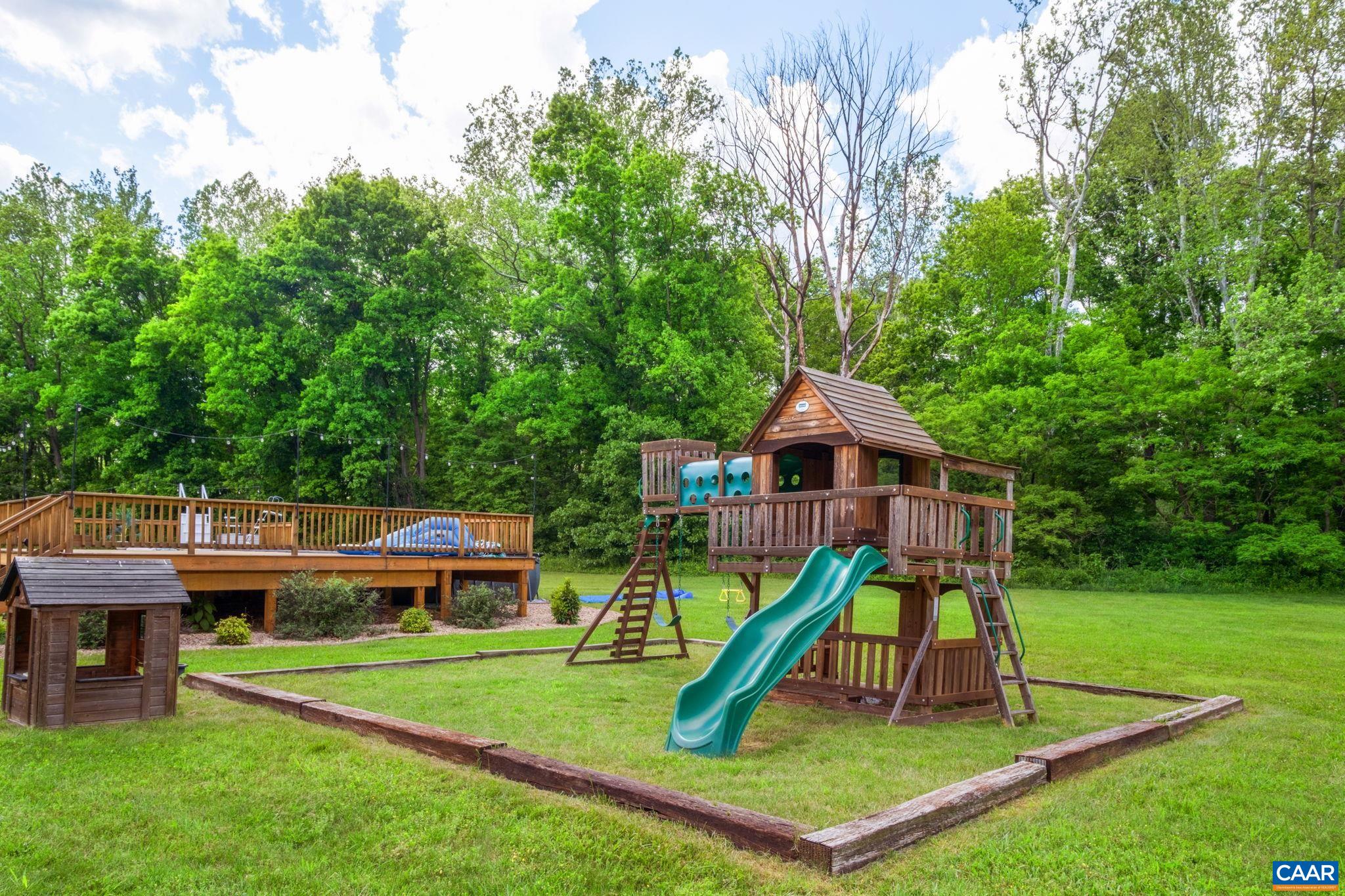 3292 EAST SIDE HWY, GROTTOES, Virginia 24441, 5 Bedrooms Bedrooms, ,2 BathroomsBathrooms,Residential,3292 EAST SIDE HWY,678109 MLS # 678109 3292 EAST SIDE HWY, GROTTOES, Virginia 24441, 5 Bedrooms Bedrooms, ,2 BathroomsBathrooms,Residential,3292 EAST SIDE HWY,678109 MLS # 678109